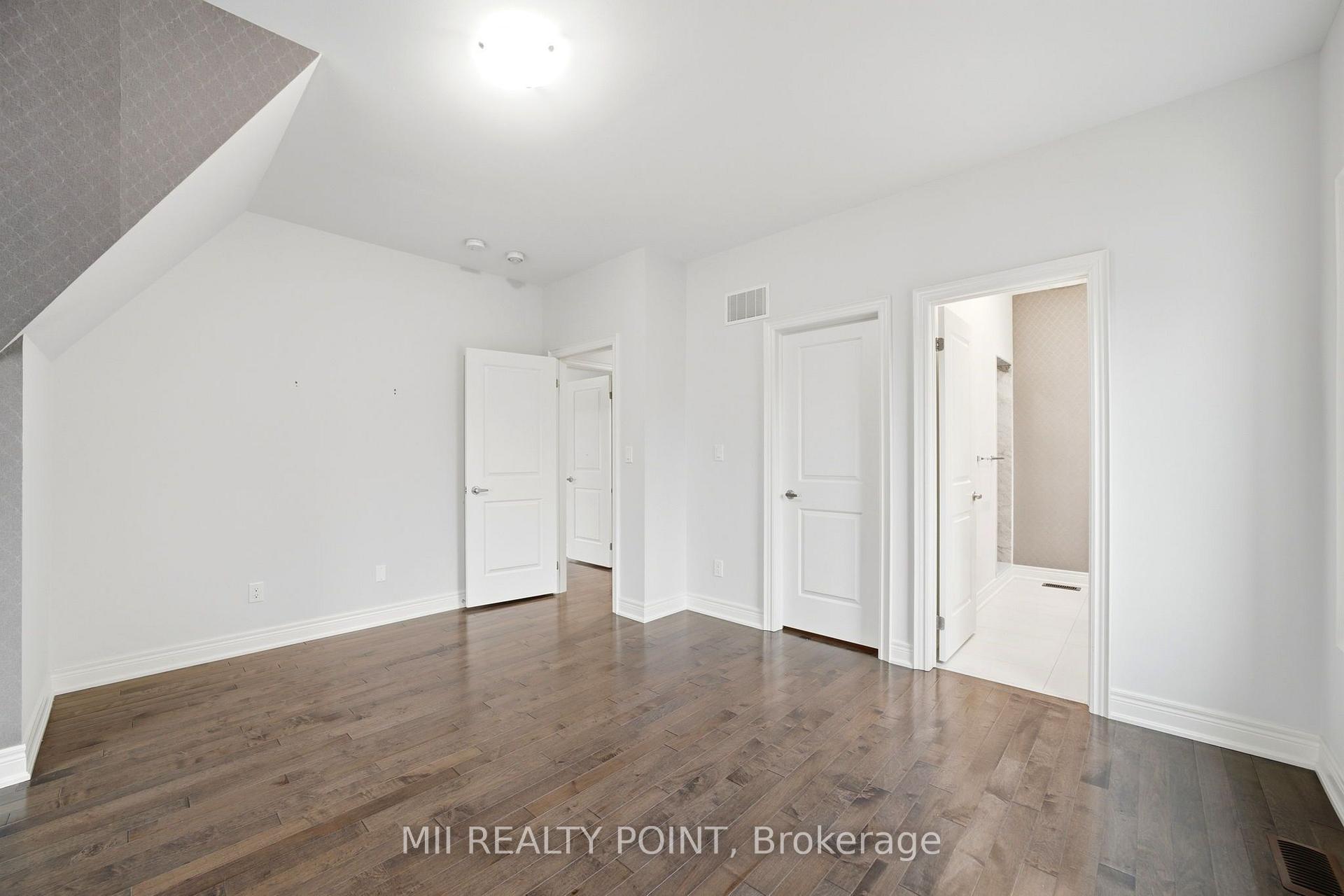 Photo 29 of 135 Abner Miles Drive, Vaughan, Patterson — HOMEH