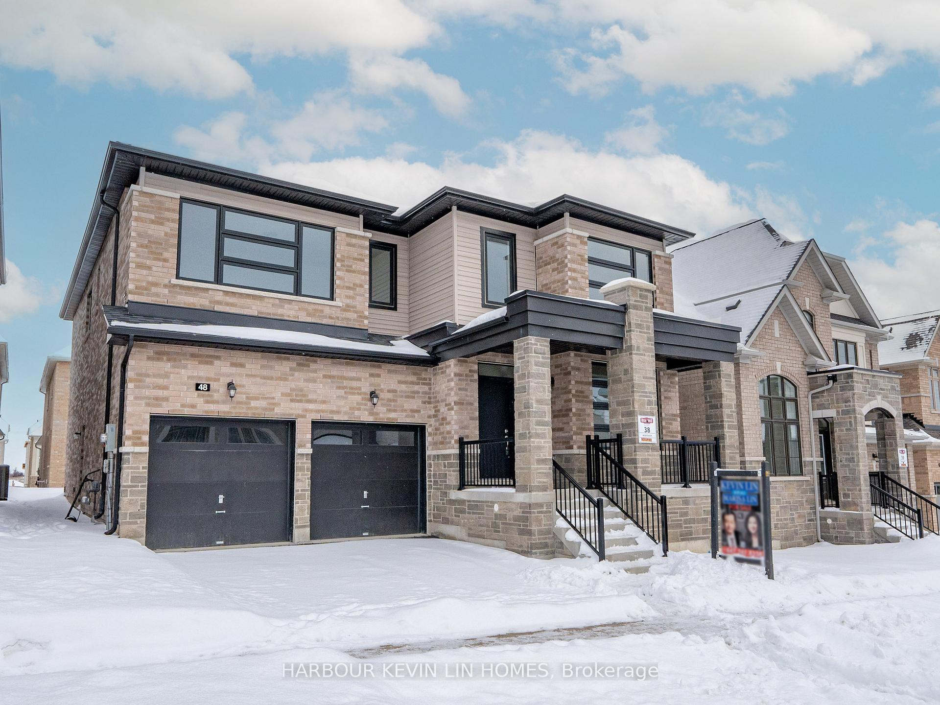 Photo 2 of 48 Bostock Drive, Georgina, Keswick South — HOMEH