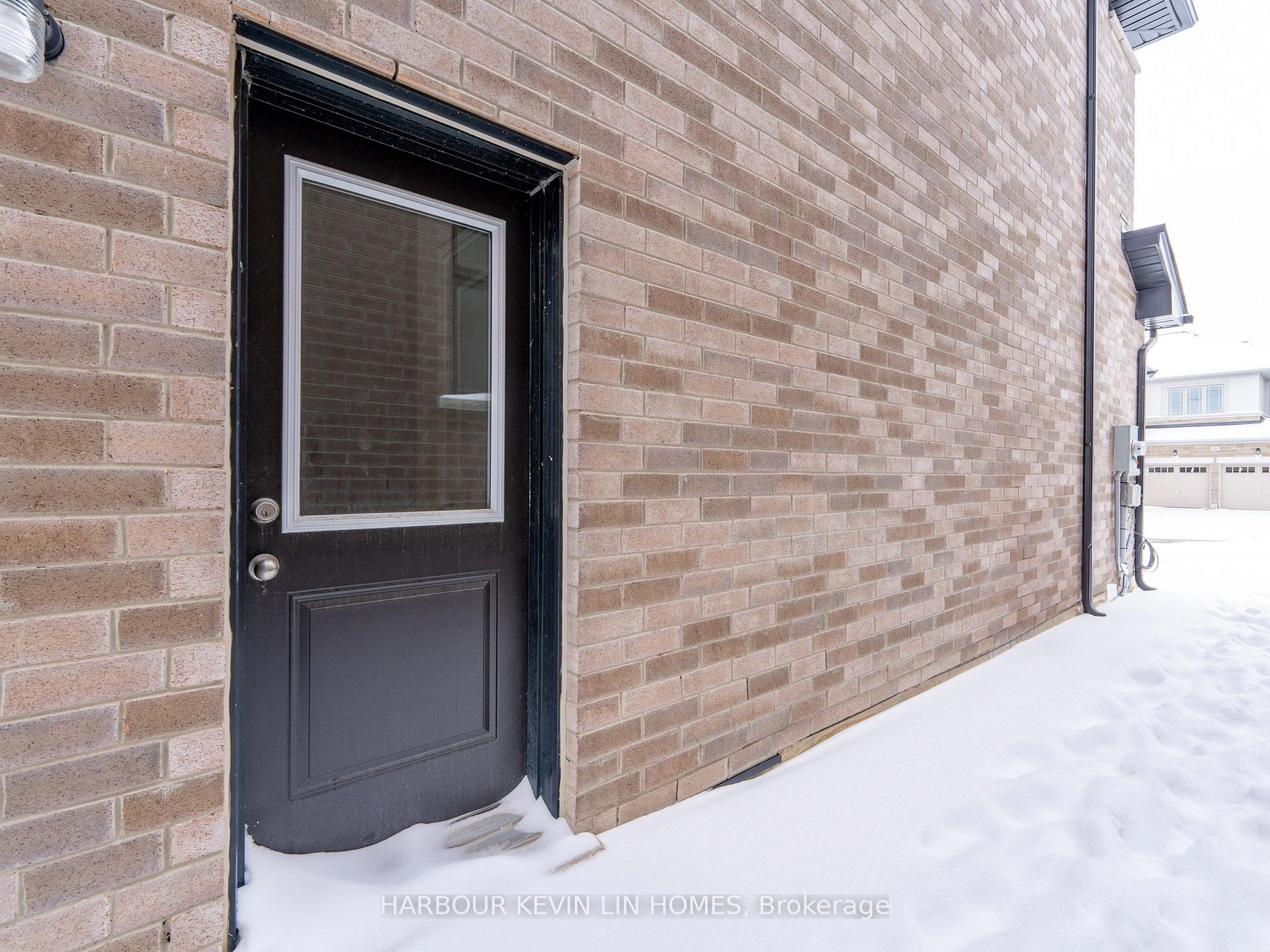 Photo 29 of 48 Bostock Drive, Georgina, Keswick South — HOMEH