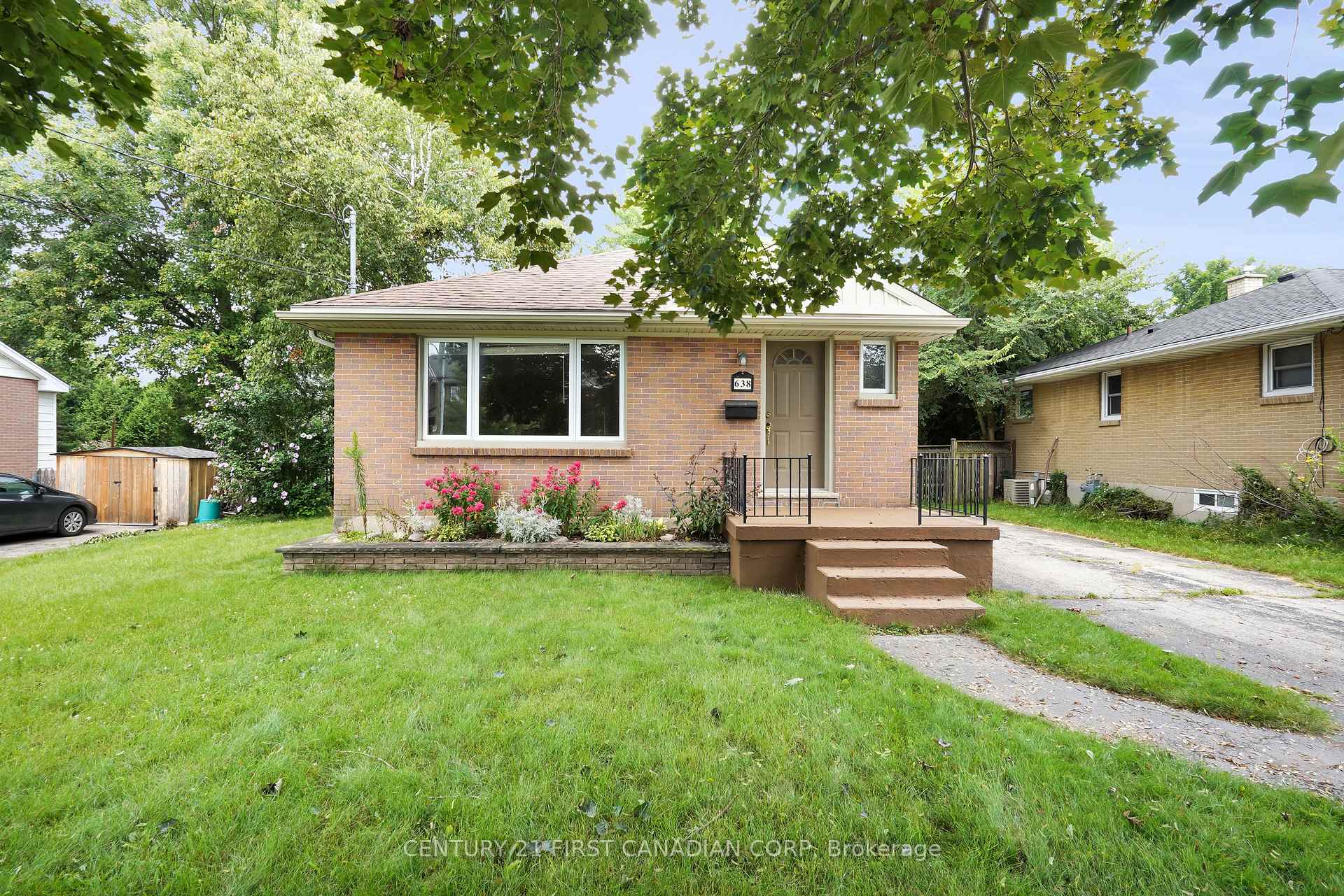 Photo 11 of Unit Upper Level, 638 Tennent Avenue, London, North G — HOMEH
