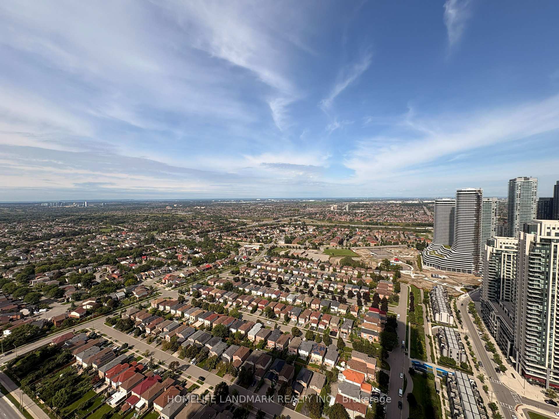 Photo 14 of Unit 4203, 448 Burnhamthorpe Road W, Mississauga, City Centre — HOMEH