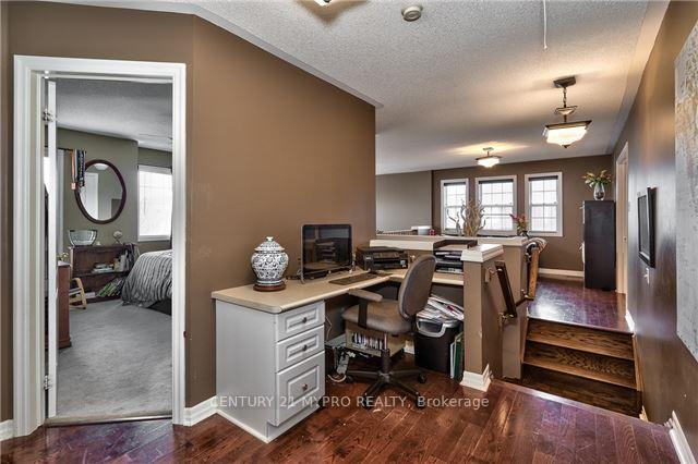 Photo 11 of 2257 Riverdale Place, Oakville, West Oak Trails — HOMEH