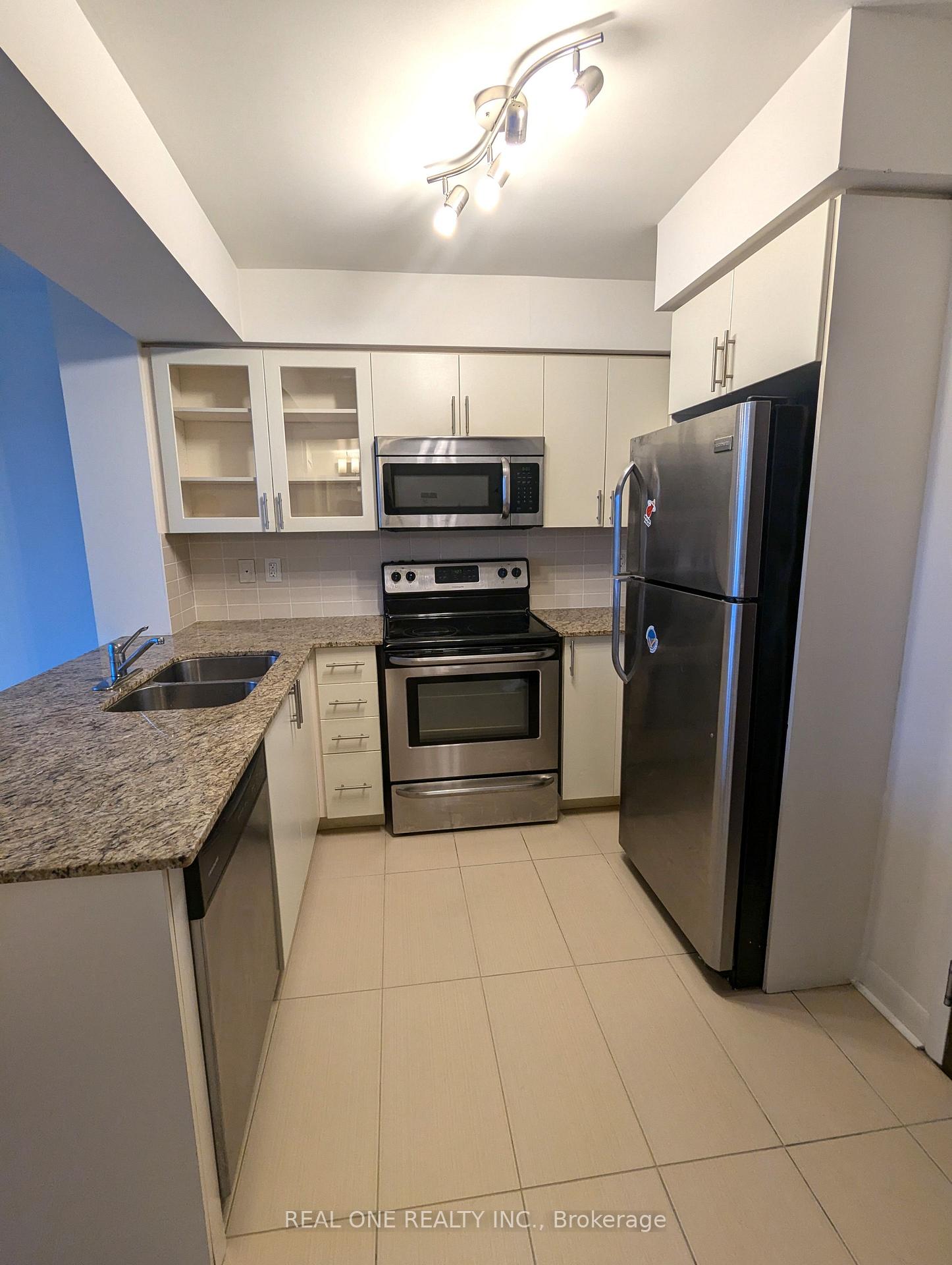 Photo 2 of Unit 621, 75 Norman Bethune Avenue, Richmond Hill, Beaver Creek Business Park — HOMEH