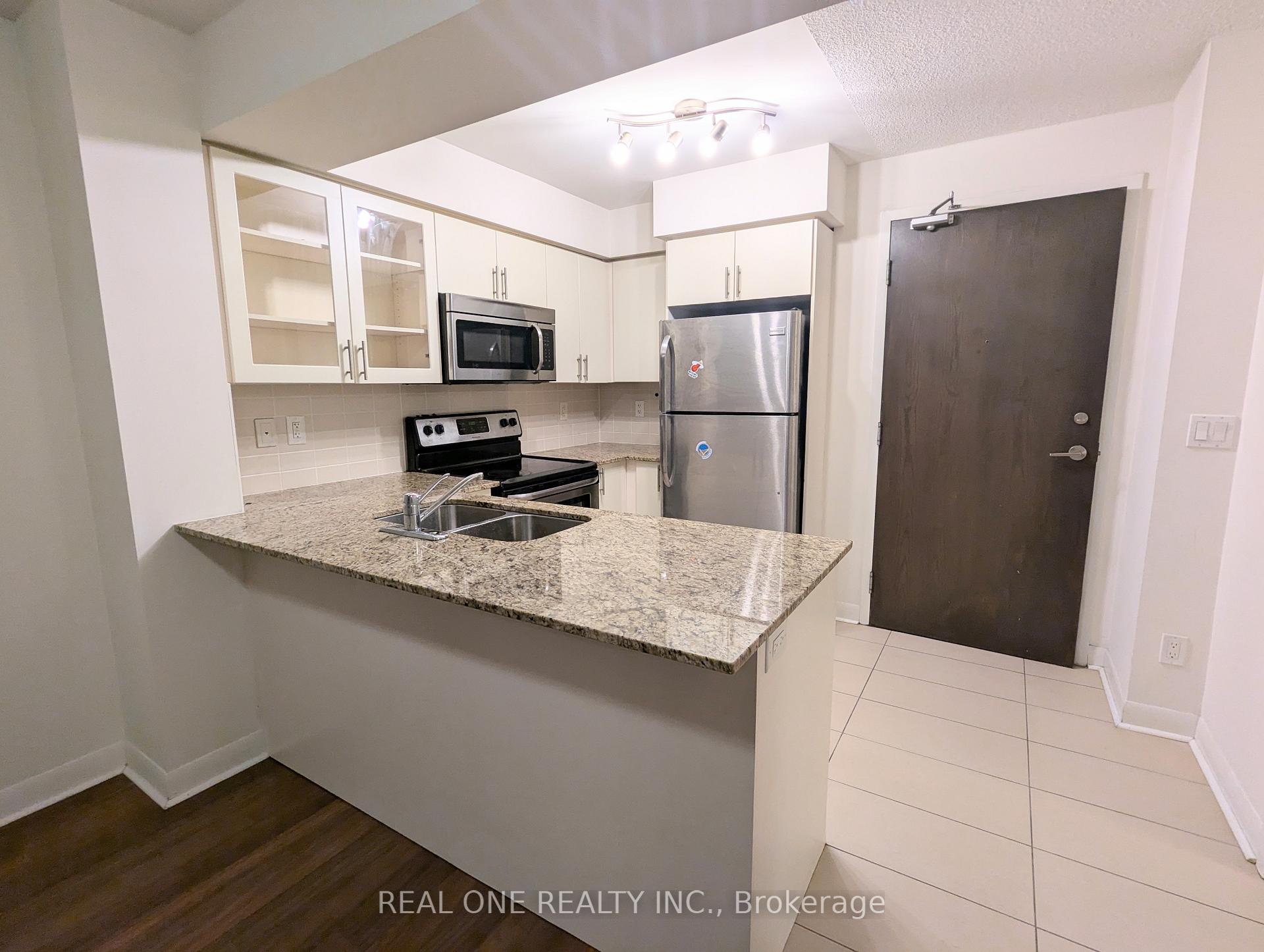 Photo 3 of Unit 621, 75 Norman Bethune Avenue, Richmond Hill, Beaver Creek Business Park — HOMEH