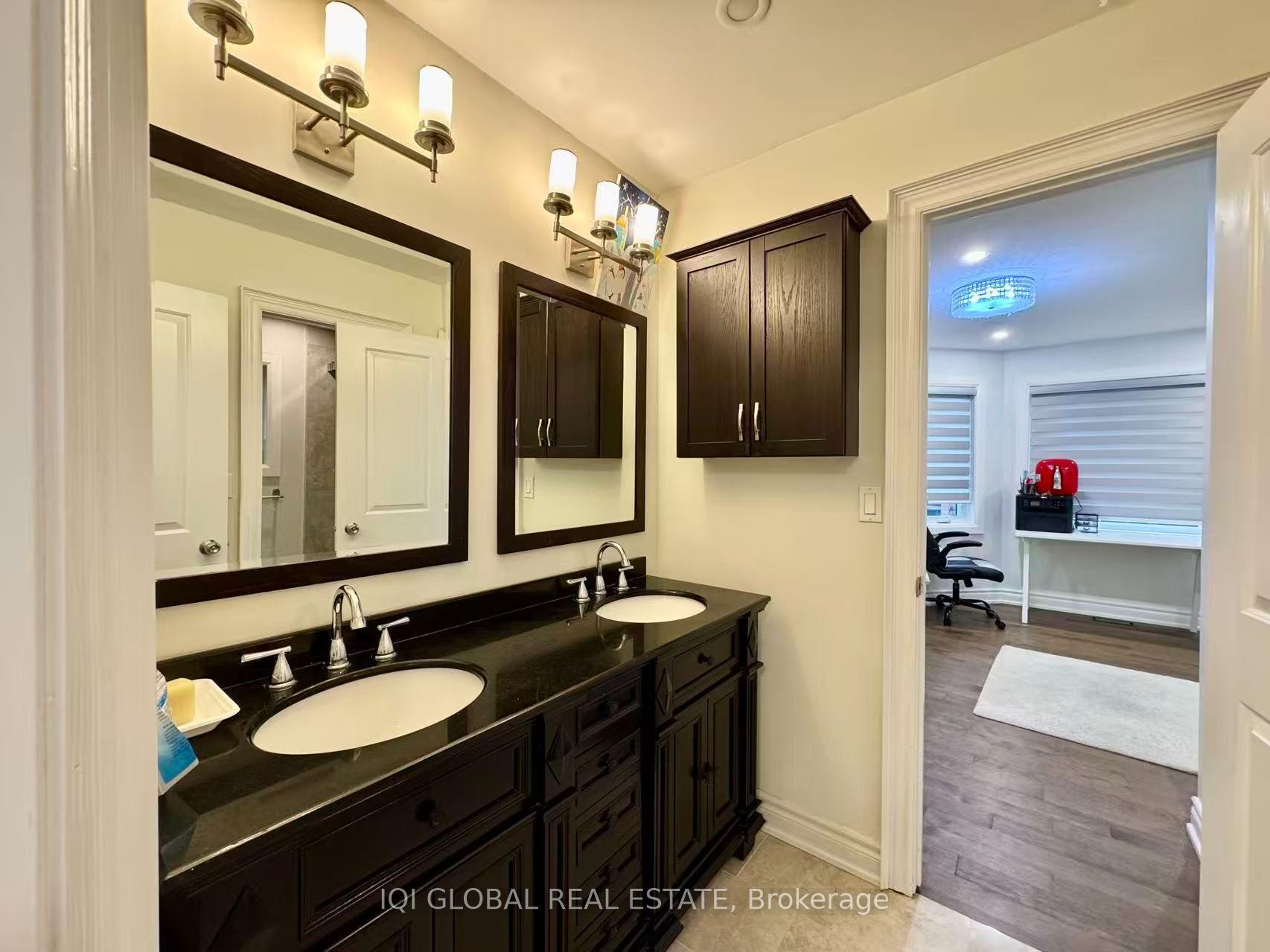 Photo 20 of Unit 2 Bedrooms, 101 Gable Avenue, Markham, Berczy — HOMEH