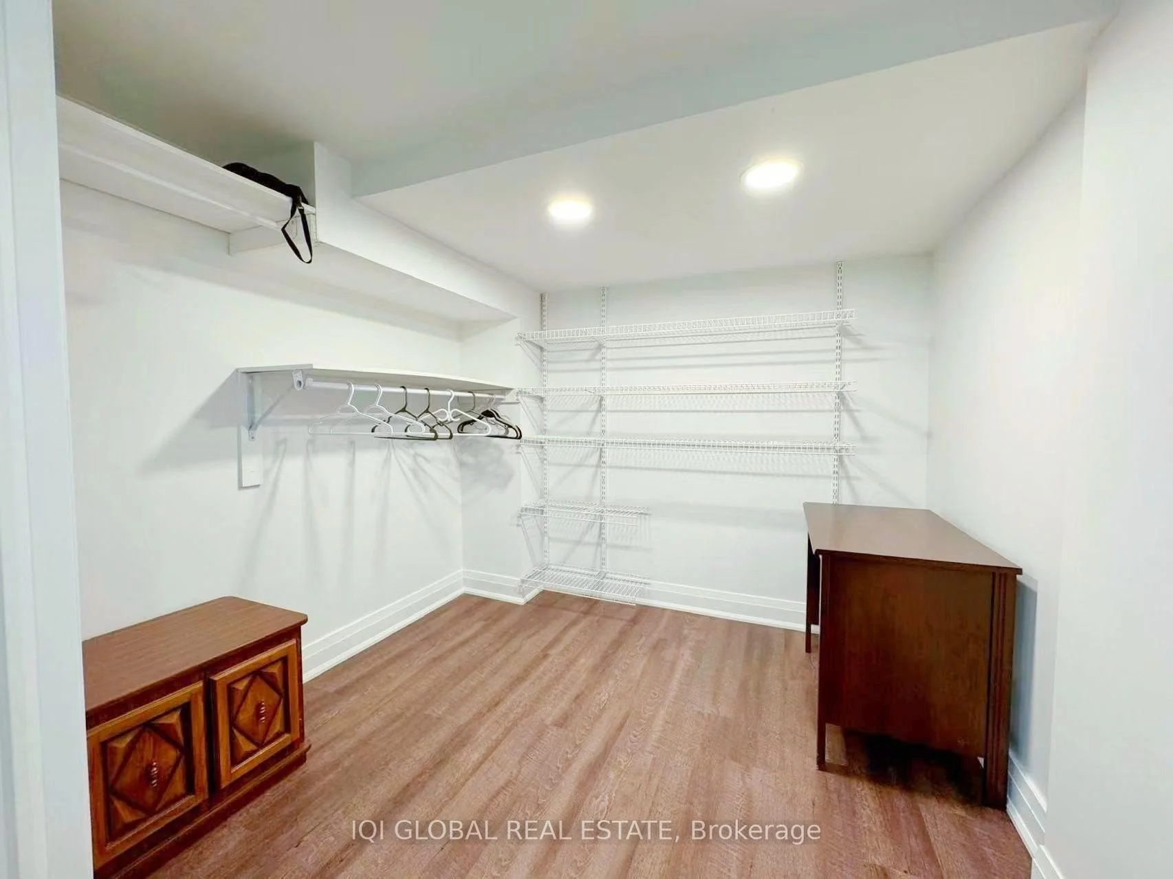 Photo 12 of Unit 2 Bedrooms, 101 Gable Avenue, Markham, Berczy — HOMEH