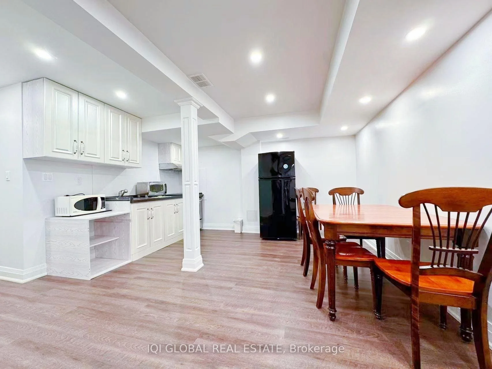 Photo 16 of Unit 2 Bedrooms, 101 Gable Avenue, Markham, Berczy — HOMEH