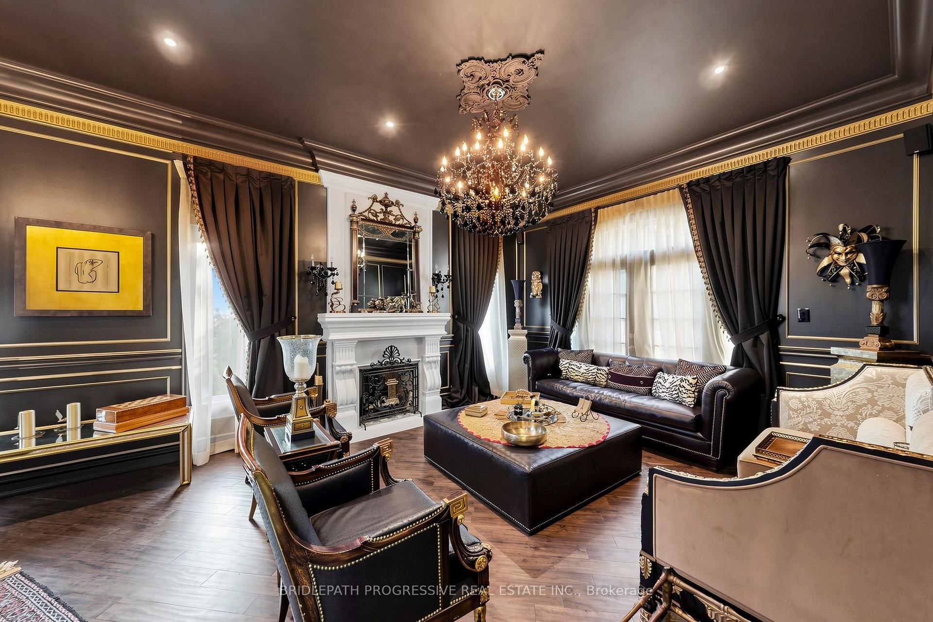 Photo 7 of 2 Thornlea Court, Markham, Thornhill — HOMEH