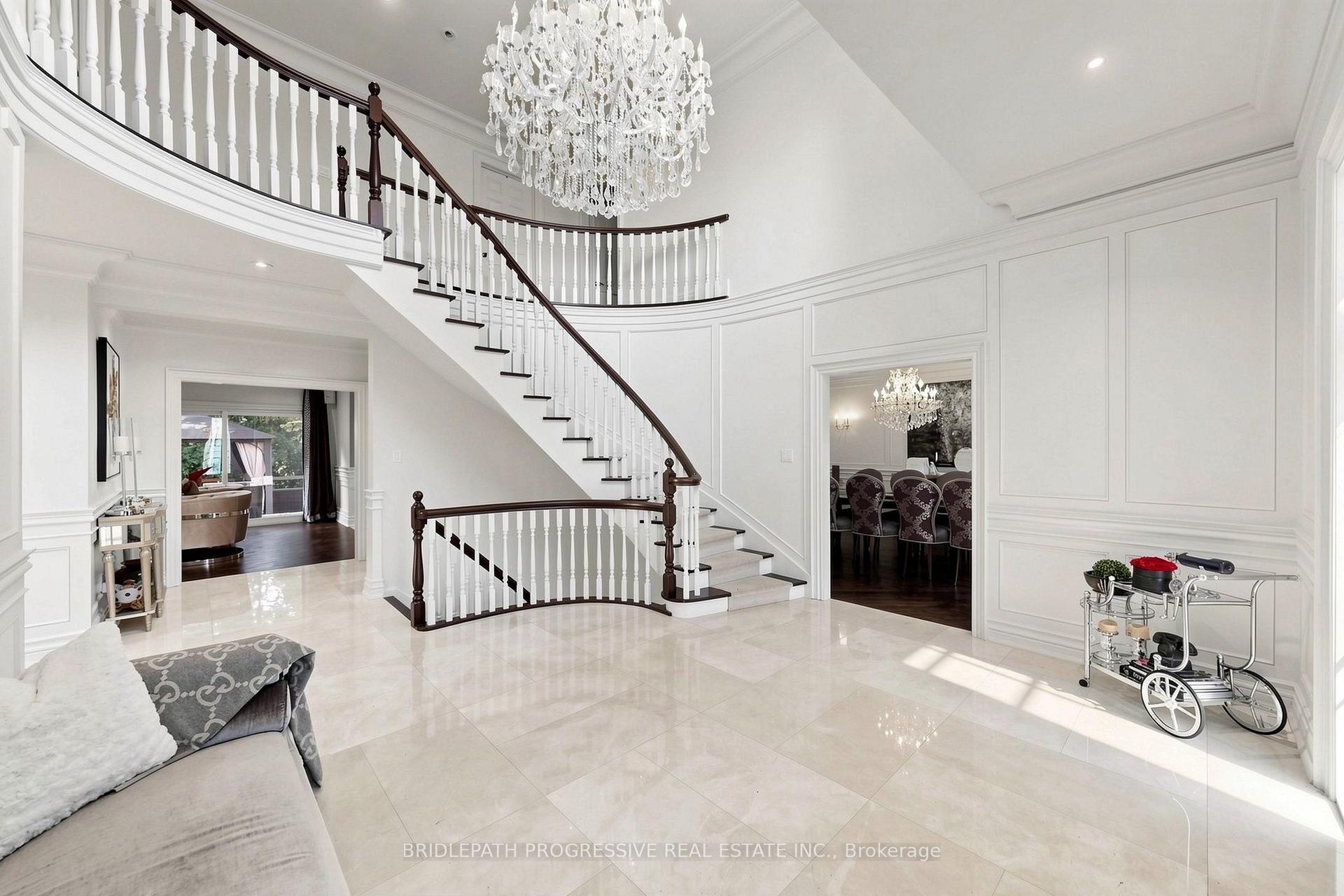 Photo 23 of 2 Thornlea Court, Markham, Thornhill — HOMEH