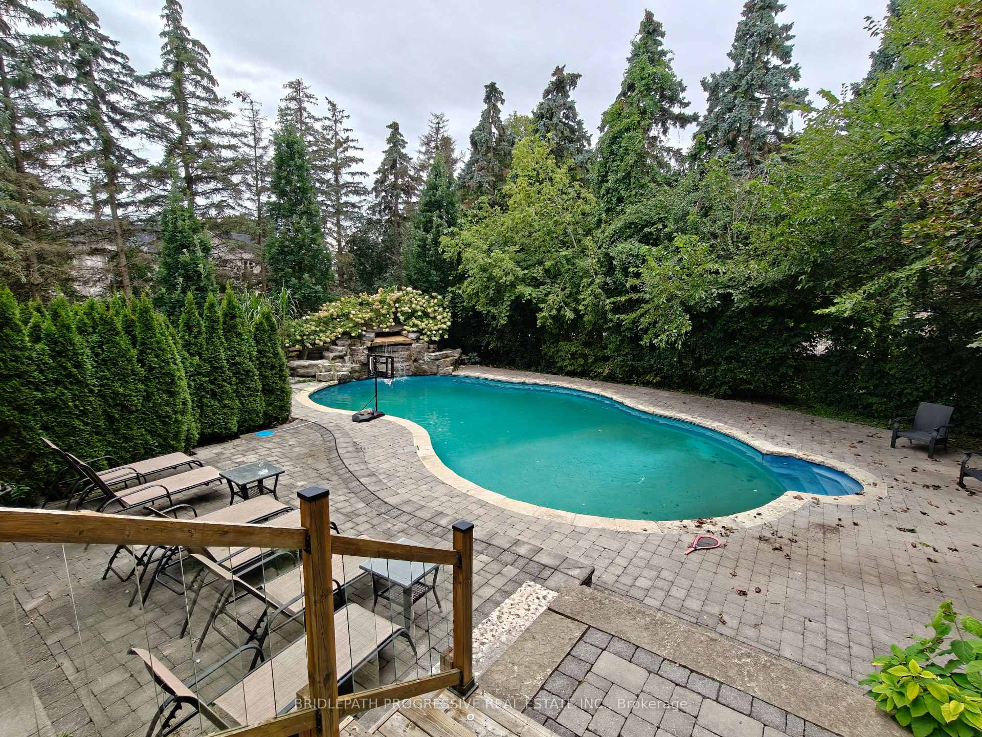 Photo 50 of 2 Thornlea Court, Markham, Thornhill — HOMEH