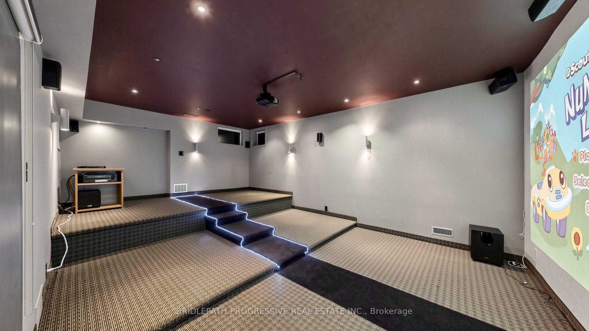 Photo 39 of 2 Thornlea Court, Markham, Thornhill — HOMEH
