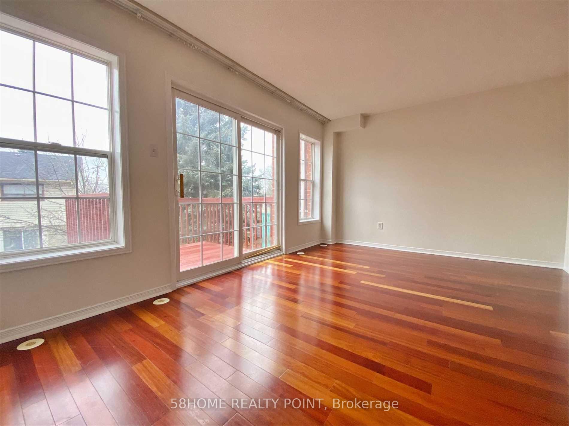 Photo 2 of Unit Upper, 17 Exchequer Place, Scarborough, Agincourt North — HOMEH