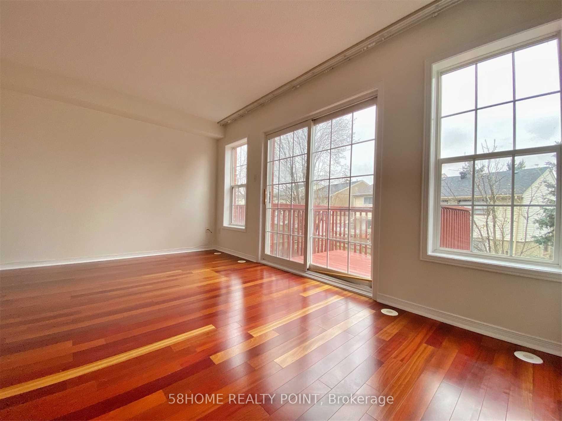 Photo 3 of Unit Upper, 17 Exchequer Place, Scarborough, Agincourt North — HOMEH