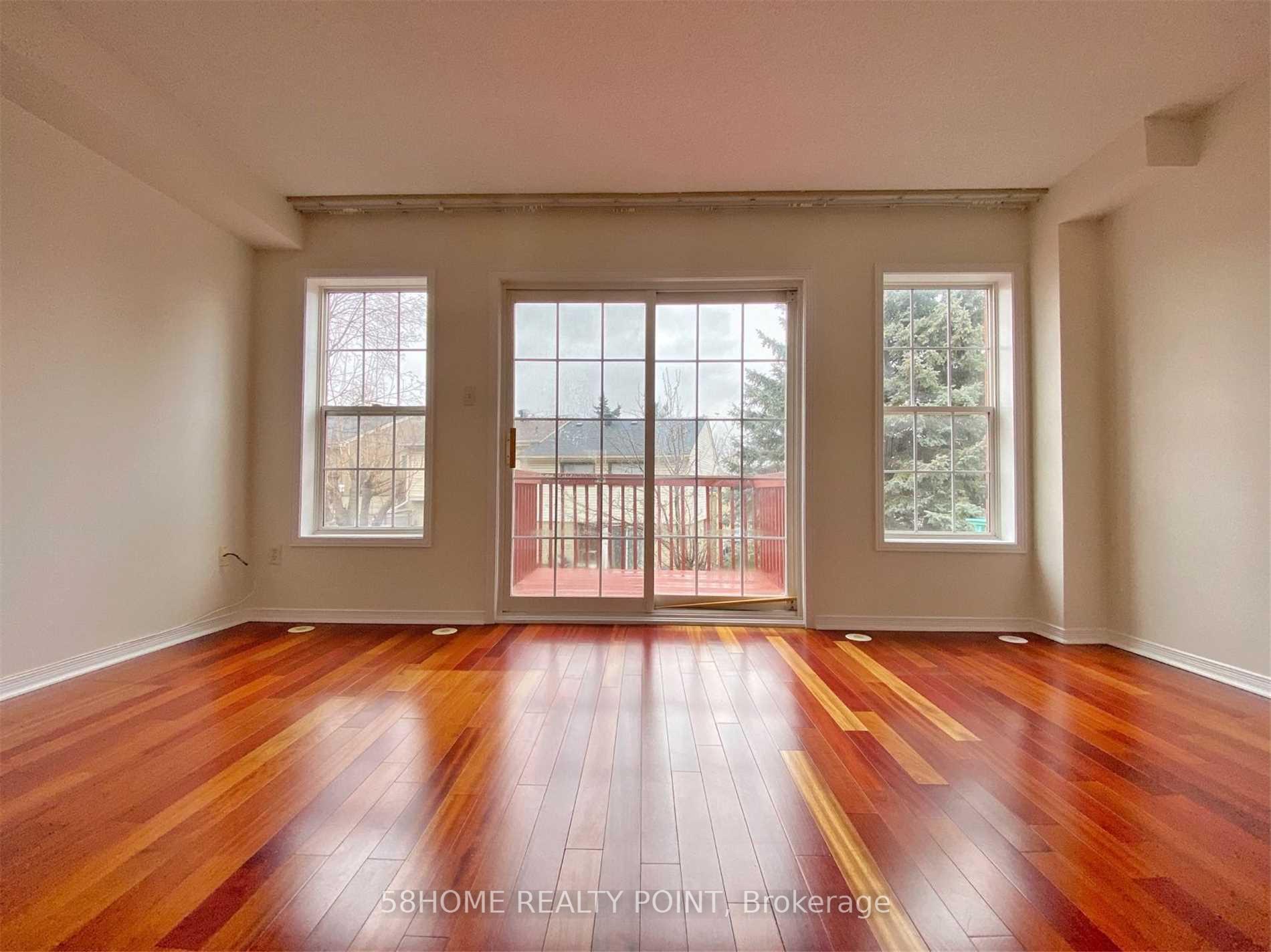 Photo 4 of Unit Upper, 17 Exchequer Place, Scarborough, Agincourt North — HOMEH