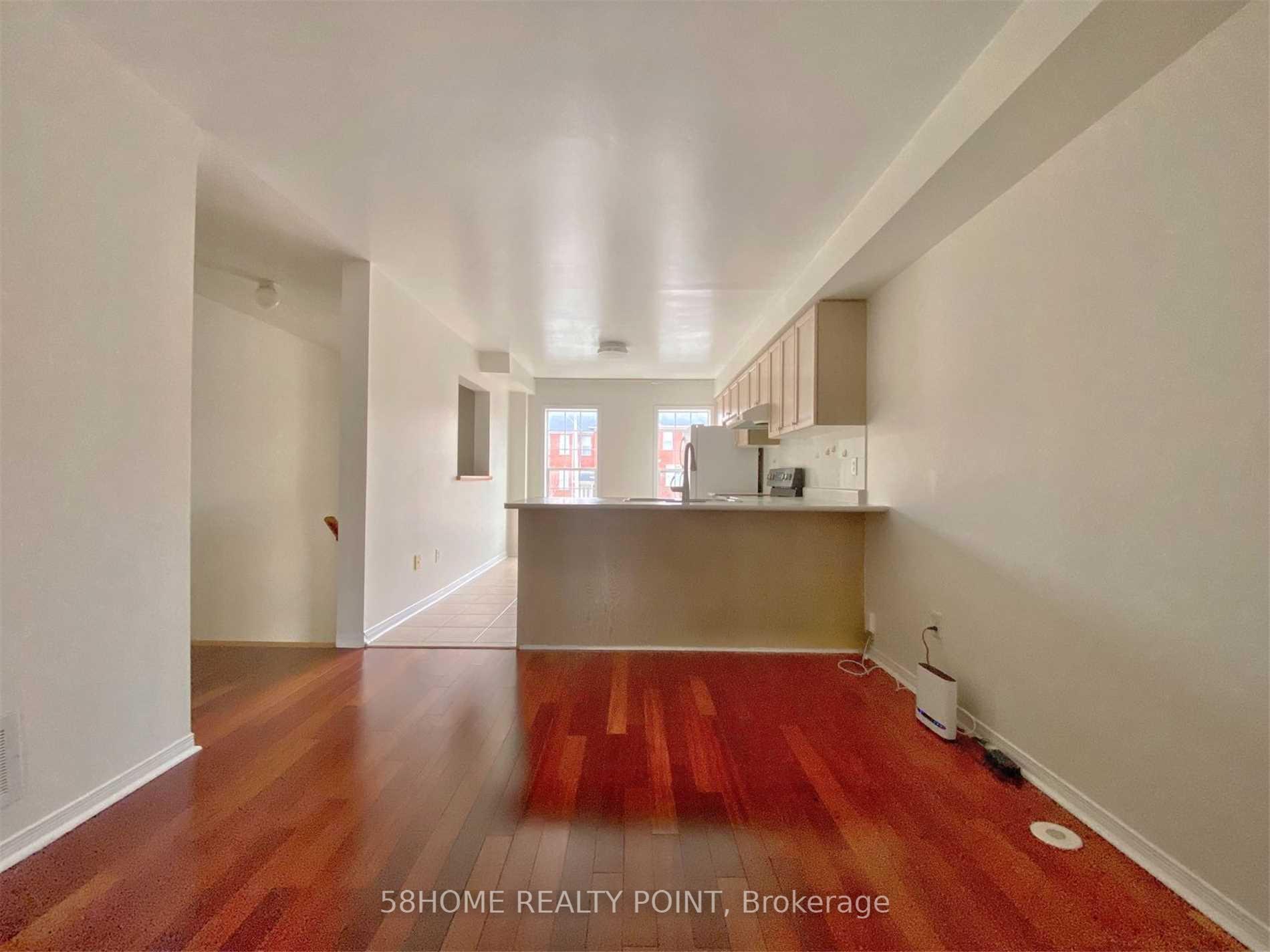 Photo 5 of Unit Upper, 17 Exchequer Place, Scarborough, Agincourt North — HOMEH