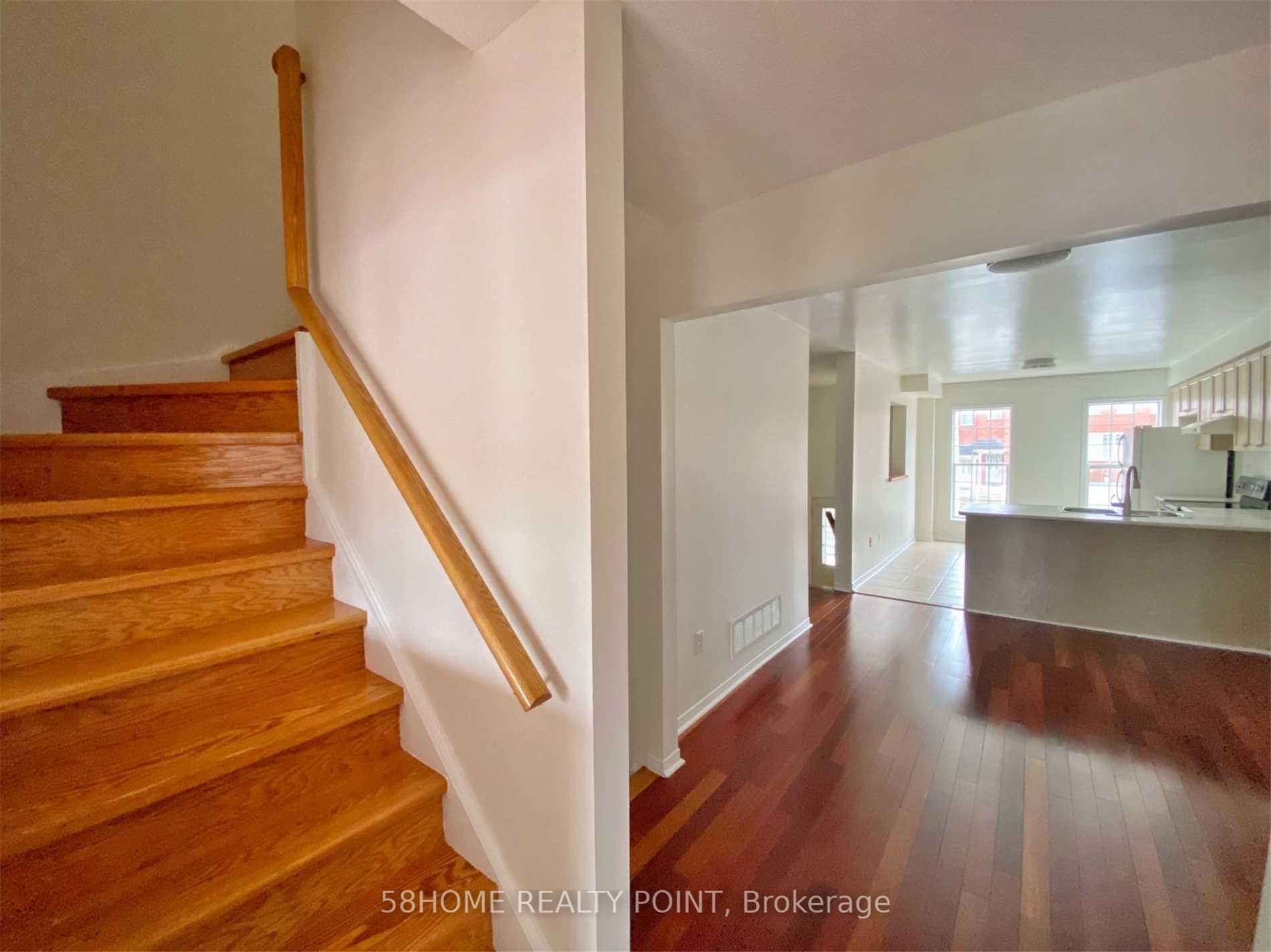 Photo 6 of Unit Upper, 17 Exchequer Place, Scarborough, Agincourt North — HOMEH