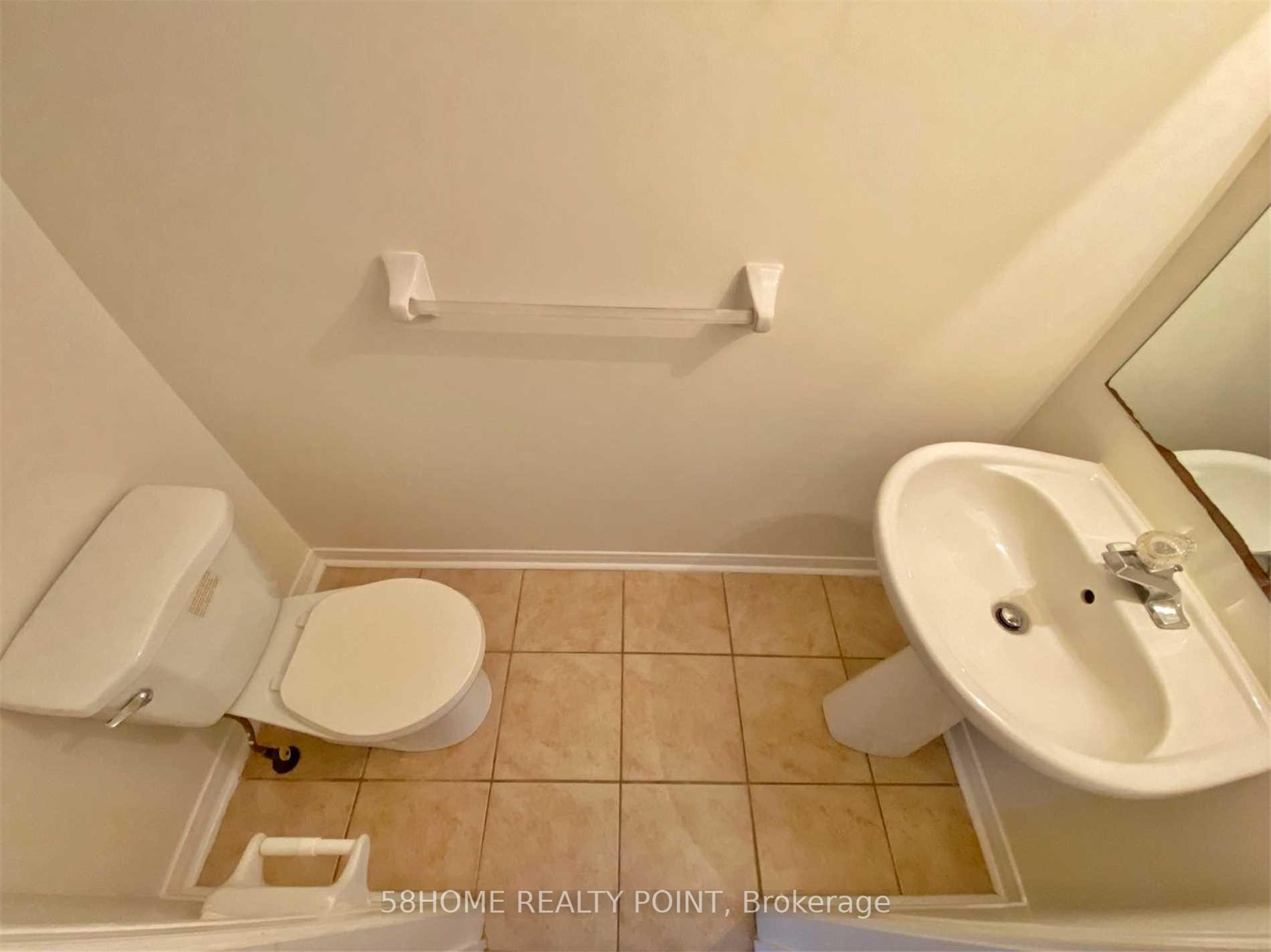 Photo 8 of Unit Upper, 17 Exchequer Place, Scarborough, Agincourt North — HOMEH