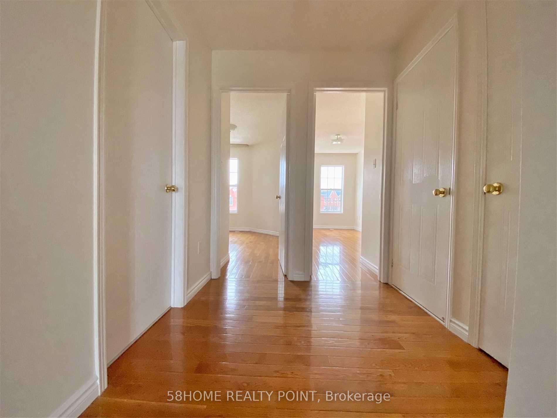 Photo 9 of Unit Upper, 17 Exchequer Place, Scarborough, Agincourt North — HOMEH