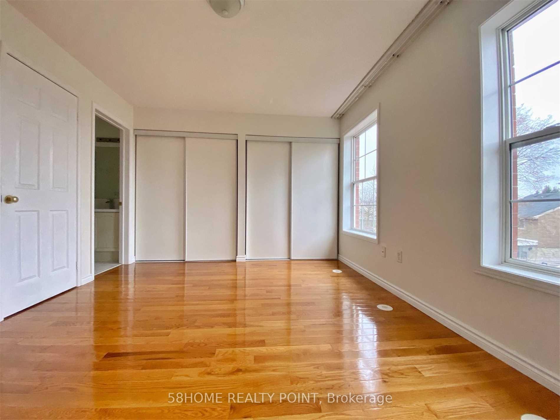 Photo 10 of Unit Upper, 17 Exchequer Place, Scarborough, Agincourt North — HOMEH