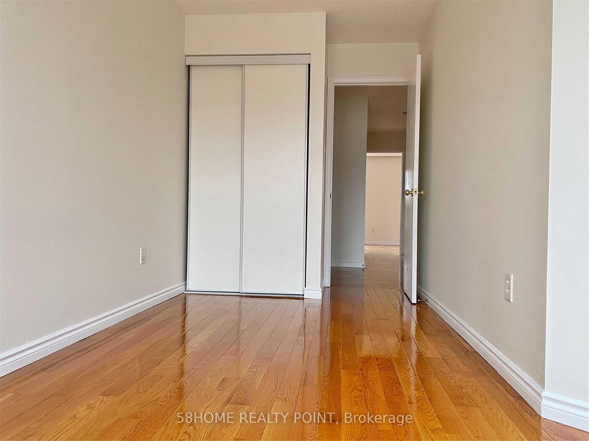 Photo 16 of Unit Upper, 17 Exchequer Place, Scarborough, Agincourt North — HOMEH