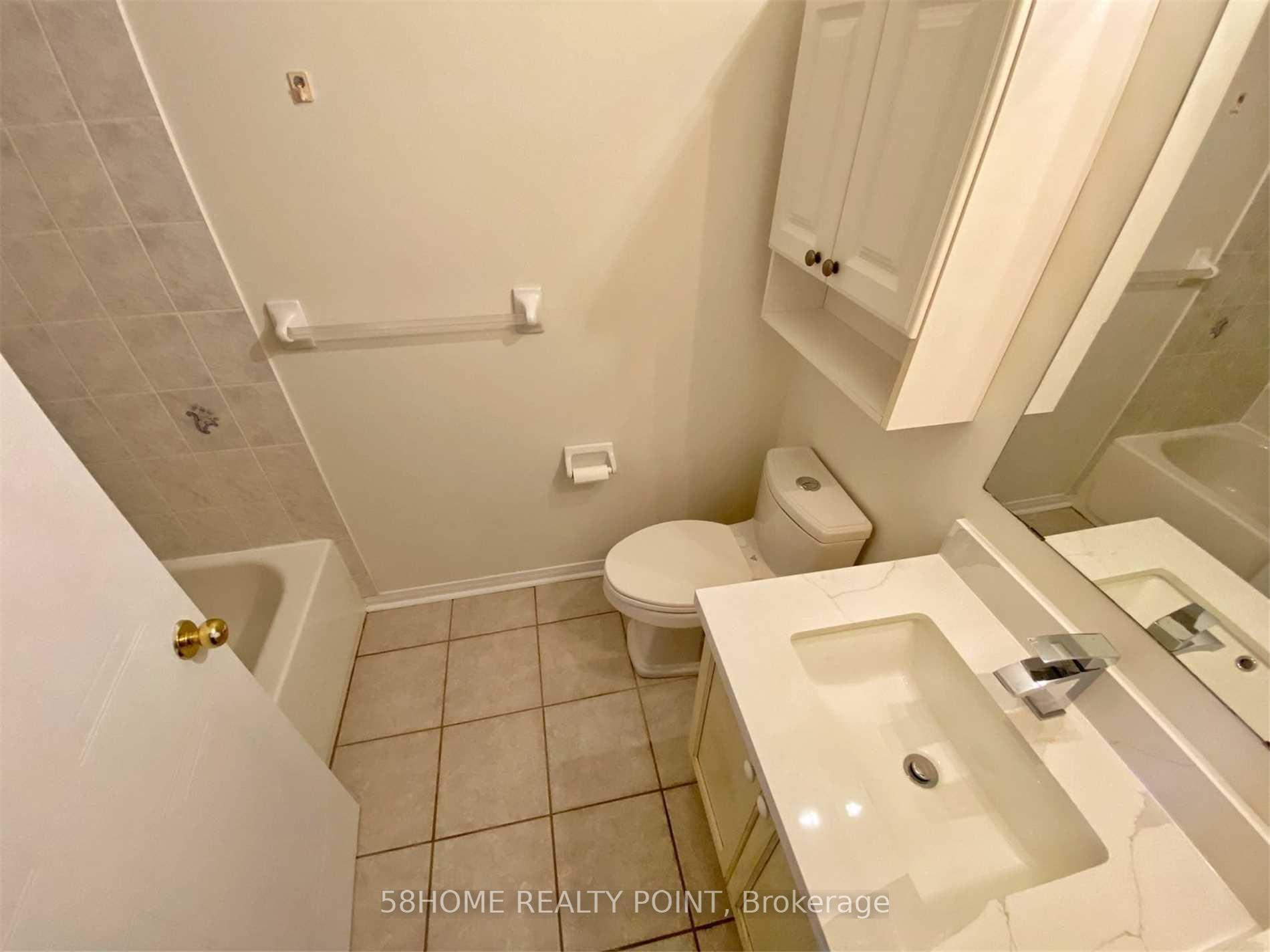 Photo 17 of Unit Upper, 17 Exchequer Place, Scarborough, Agincourt North — HOMEH