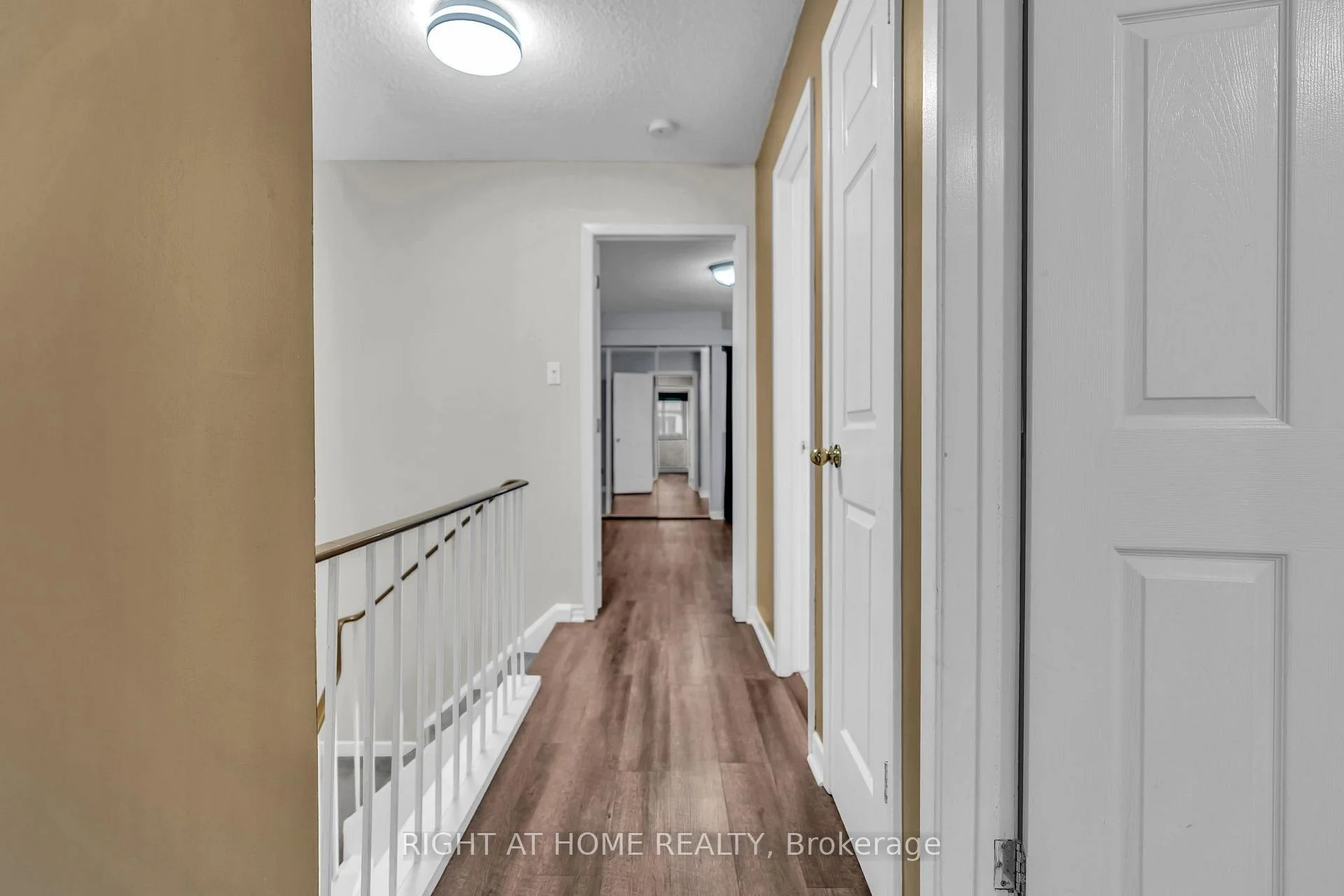 Photo 6 of Unit 136, 500 Osgoode Drive, London, South Y — HOMEH