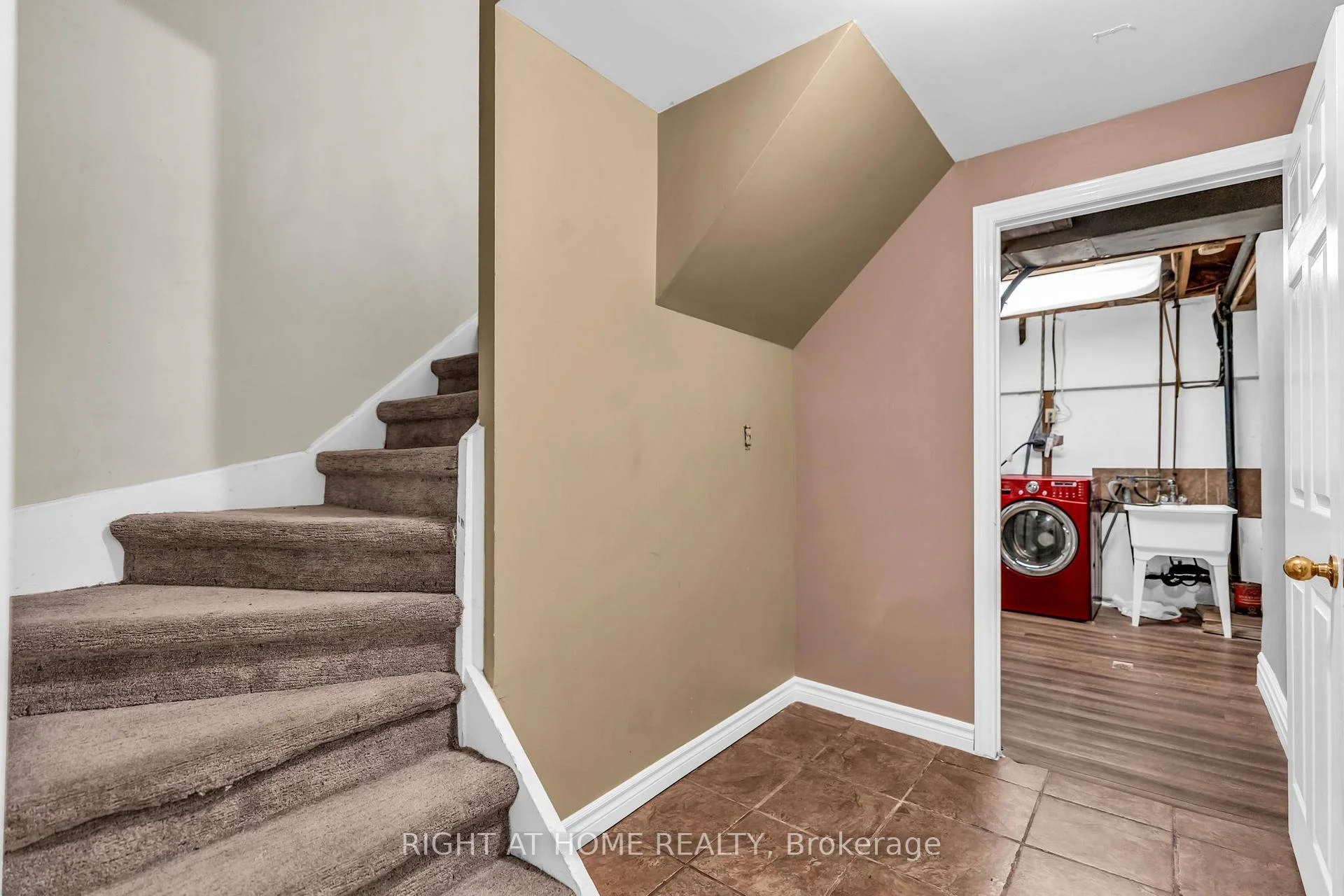 Photo 17 of Unit 136, 500 Osgoode Drive, London, South Y — HOMEH