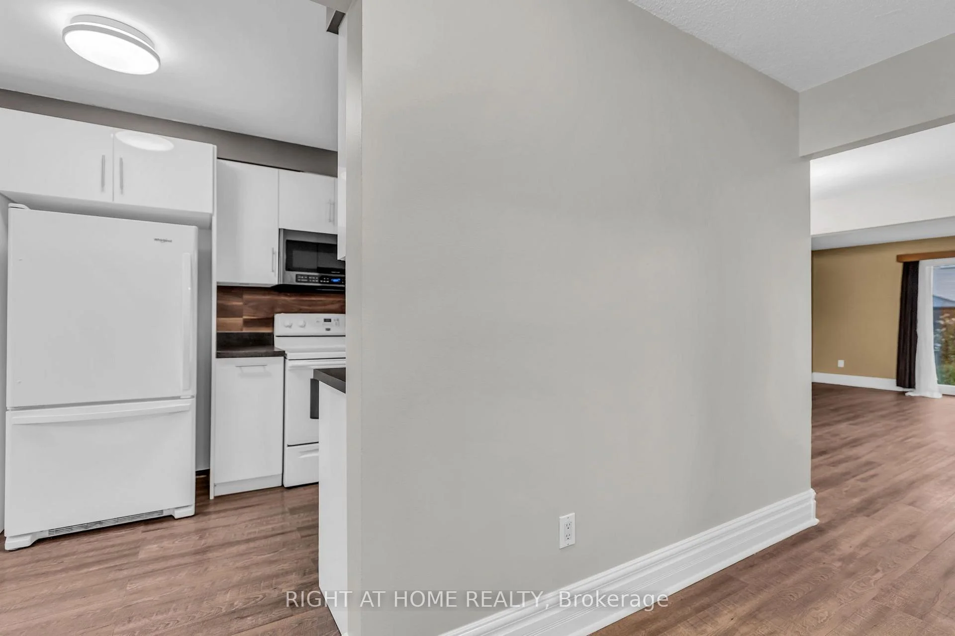 Photo 27 of Unit 136, 500 Osgoode Drive, London, South Y — HOMEH
