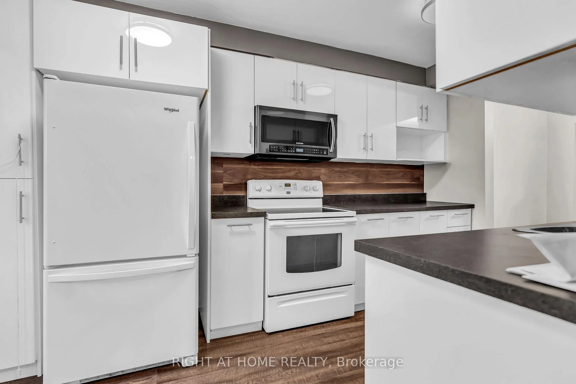 Photo 30 of Unit 136, 500 Osgoode Drive, London, South Y — HOMEH