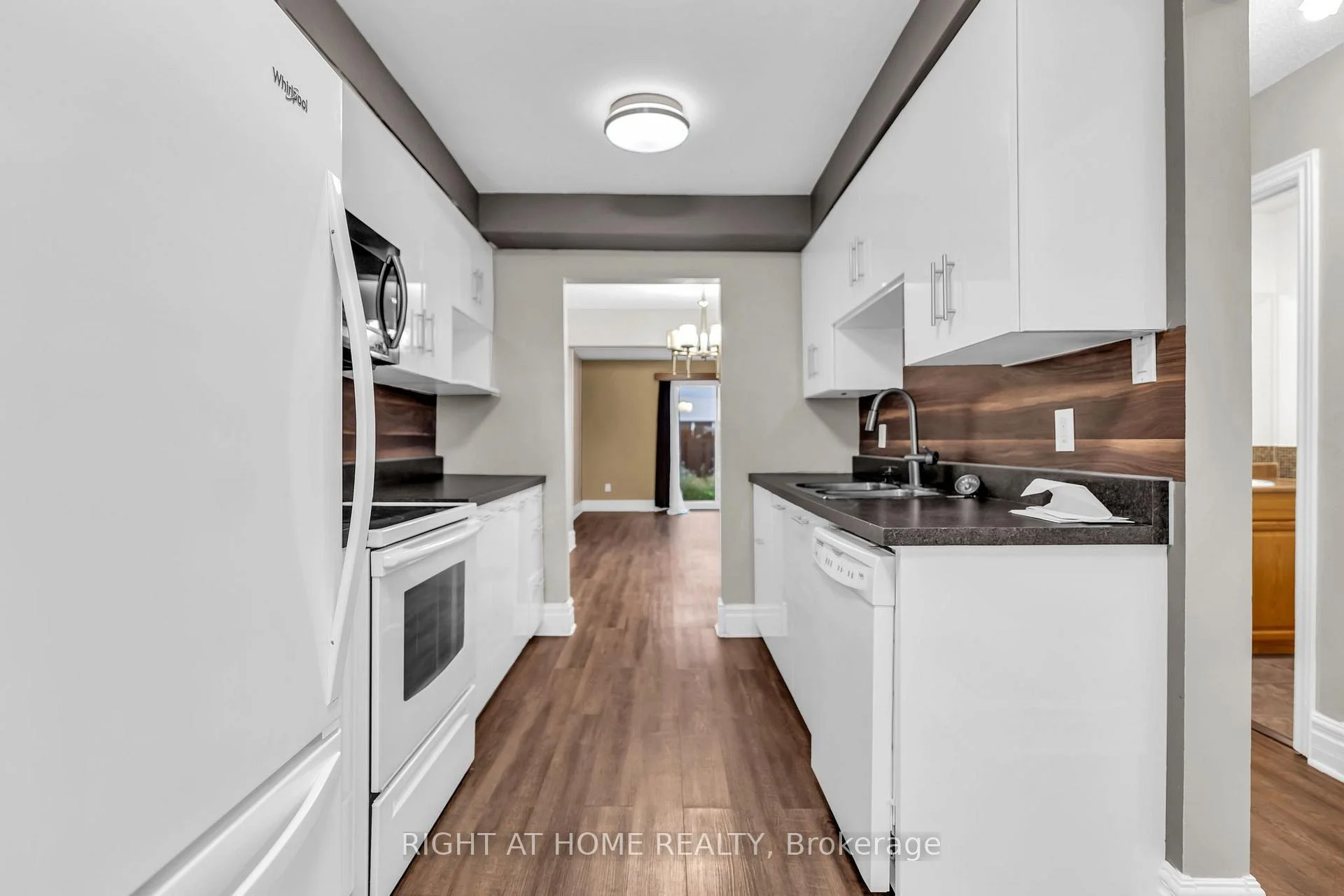 Photo 31 of Unit 136, 500 Osgoode Drive, London, South Y — HOMEH