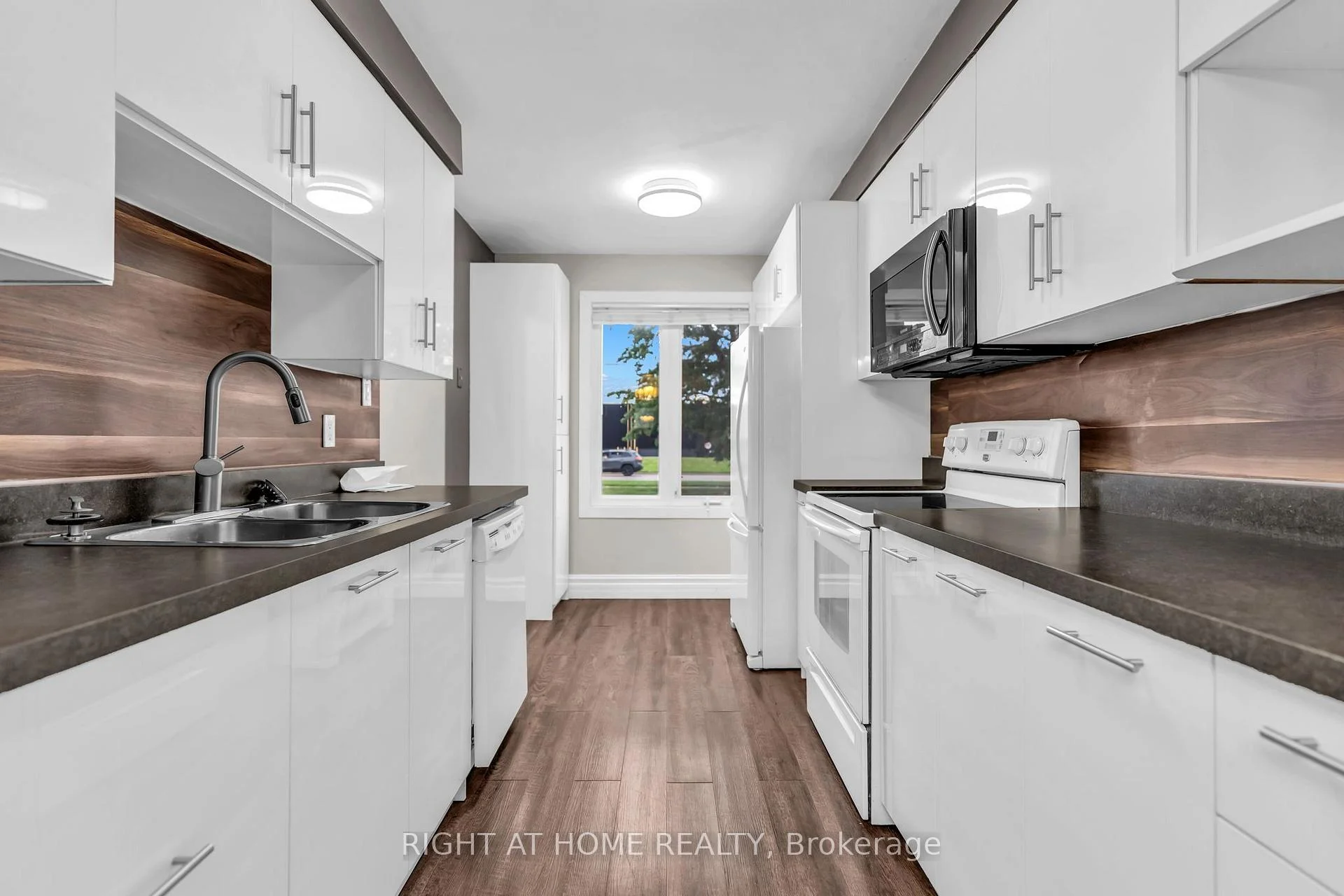 Photo 32 of Unit 136, 500 Osgoode Drive, London, South Y — HOMEH