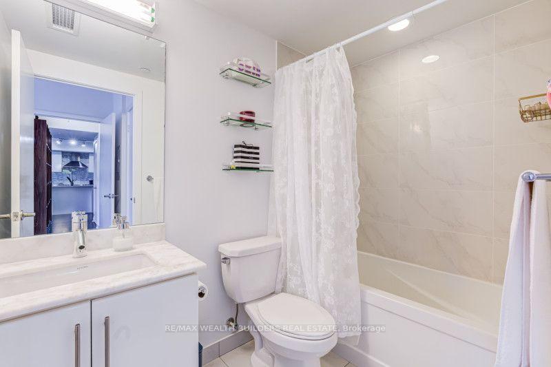Photo 19 of Unit 1707, 58 Orchard View Boulevard, Toronto, Yonge-Eglinton — HOMEH