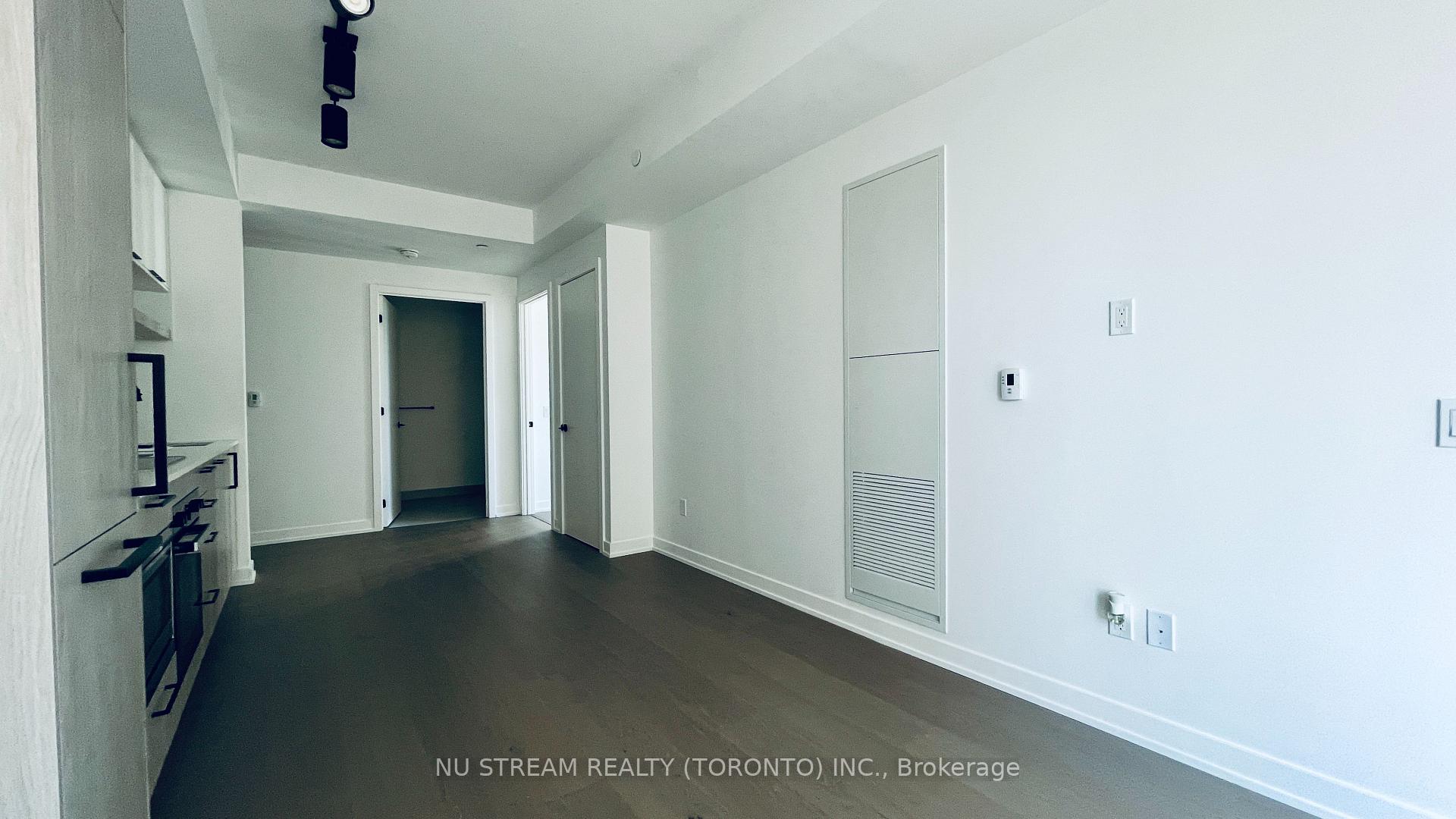 Photo 8 of Unit 1502, 91 Montclair Avenue, Toronto, Forest Hill South — HOMEH
