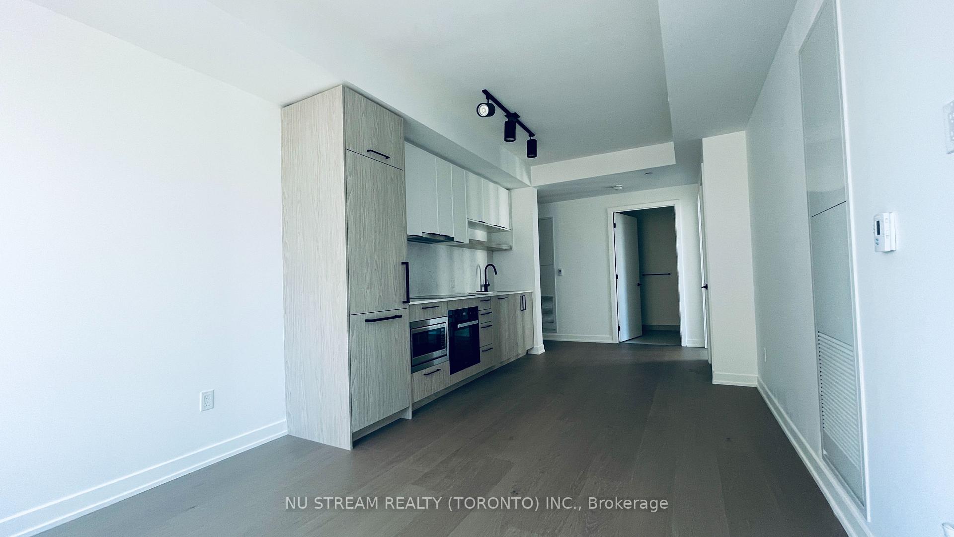 Photo 9 of Unit 1502, 91 Montclair Avenue, Toronto, Forest Hill South — HOMEH