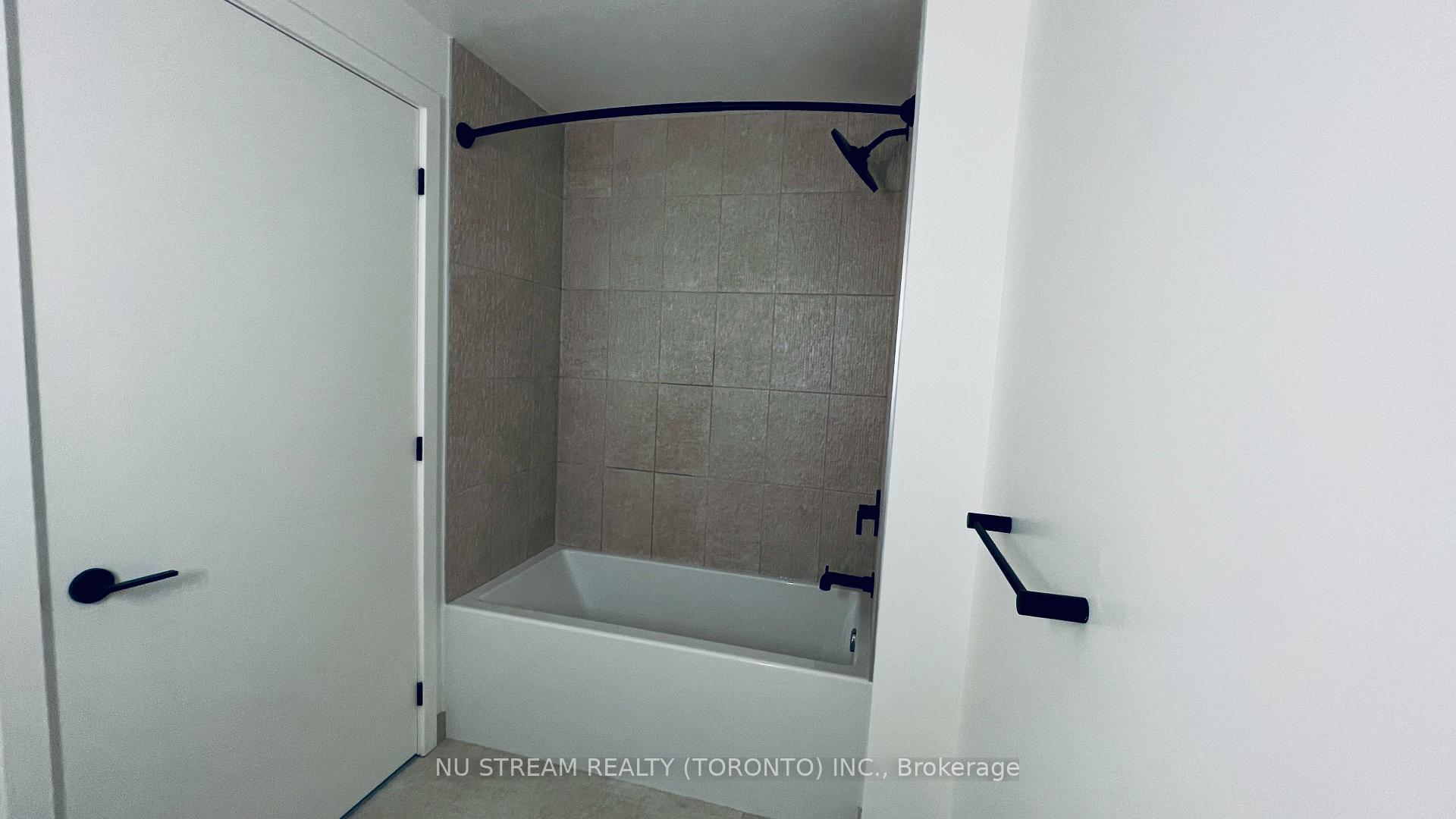 Photo 18 of Unit 1502, 91 Montclair Avenue, Toronto, Forest Hill South — HOMEH