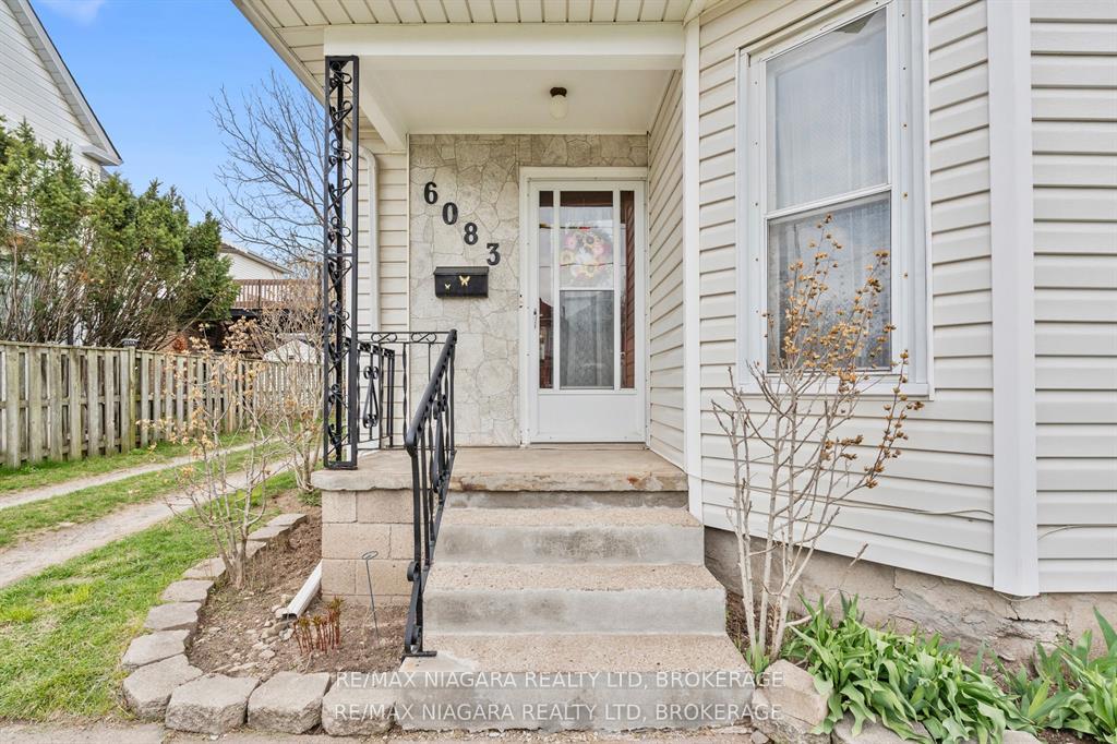Photo 2 of Unit 2nd Floor, 6083 Barker Street, Niagara Falls, Dorchester — HOMEH