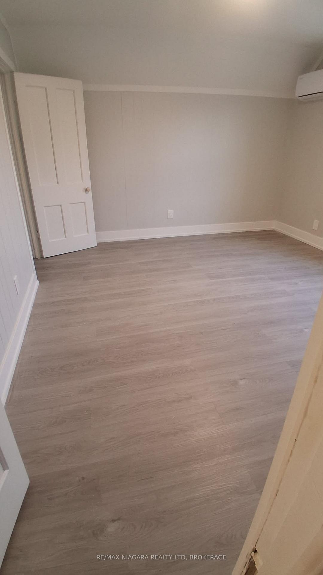 Photo 8 of Unit 2nd Floor, 6083 Barker Street, Niagara Falls, Dorchester — HOMEH