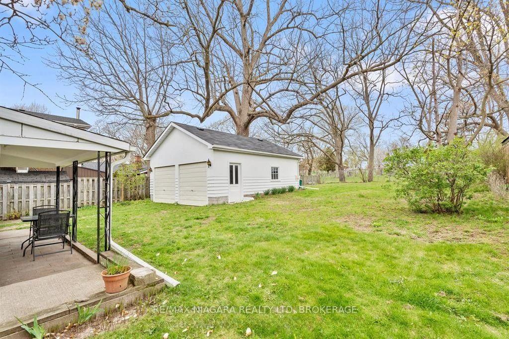 Photo 14 of Unit 2nd Floor, 6083 Barker Street, Niagara Falls, Dorchester — HOMEH