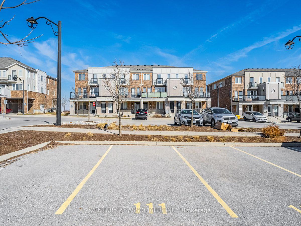 Photo 37 of Unit 62, 130 Daylily Lane, Kitchener, Trussler — HOMEH