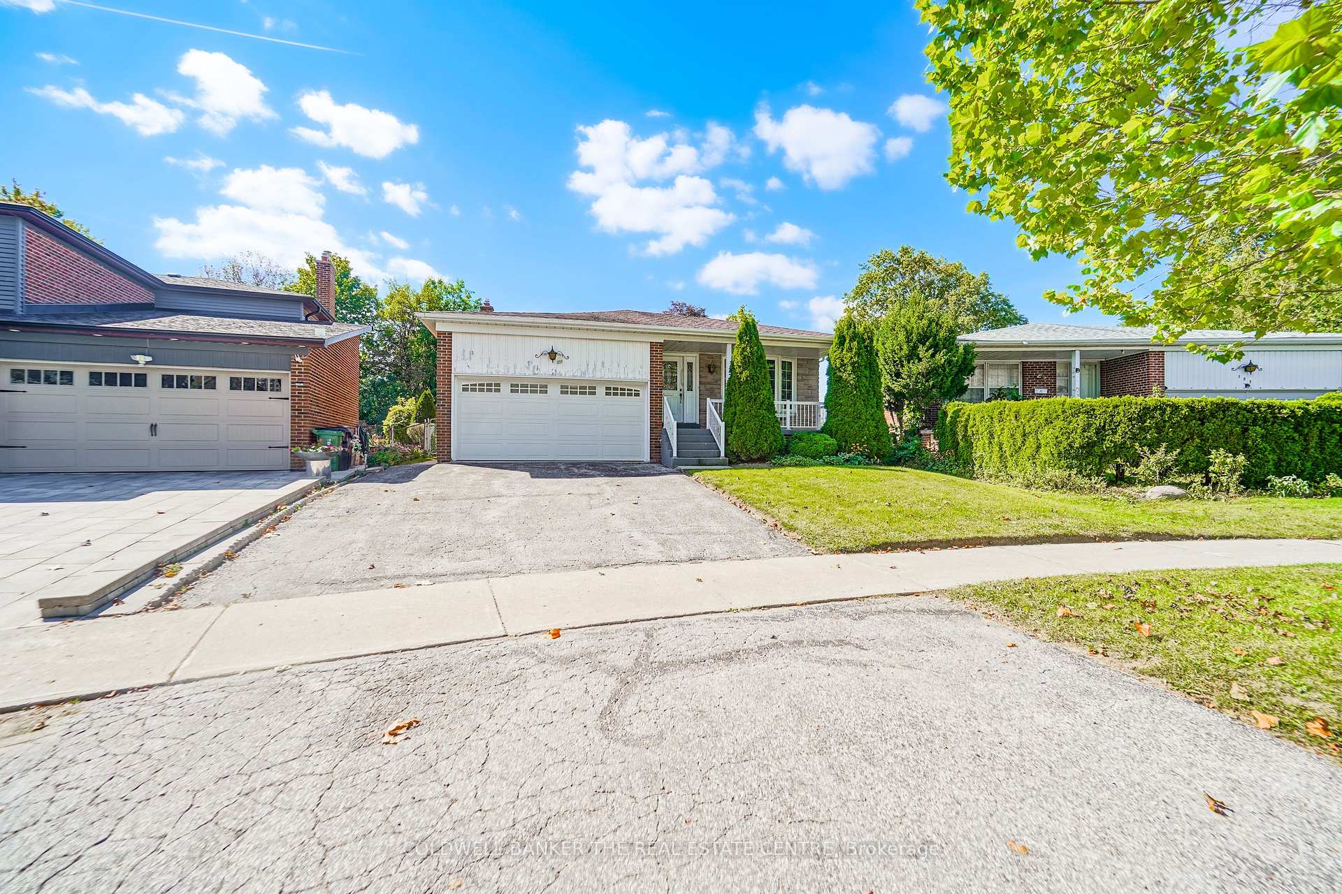 Photo 2 of 111 Briarscross Boulevard, Scarborough, Agincourt North — HOMEH