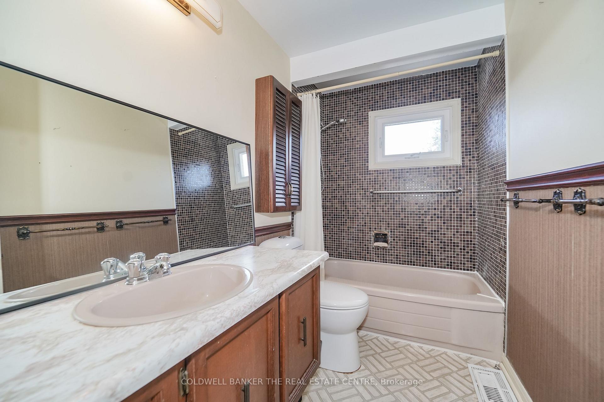Photo 27 of 111 Briarscross Boulevard, Scarborough, Agincourt North — HOMEH