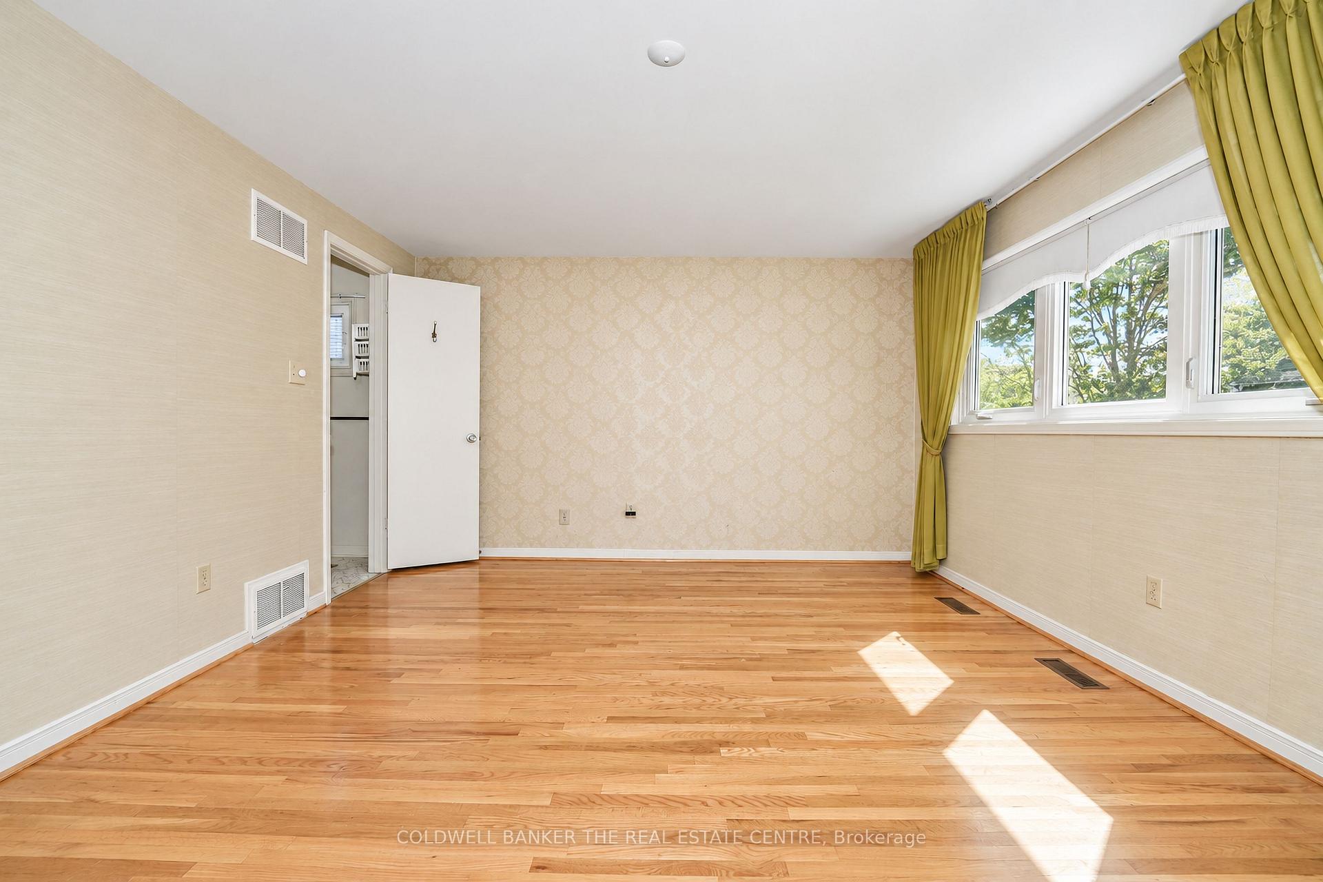 Photo 30 of 111 Briarscross Boulevard, Scarborough, Agincourt North — HOMEH