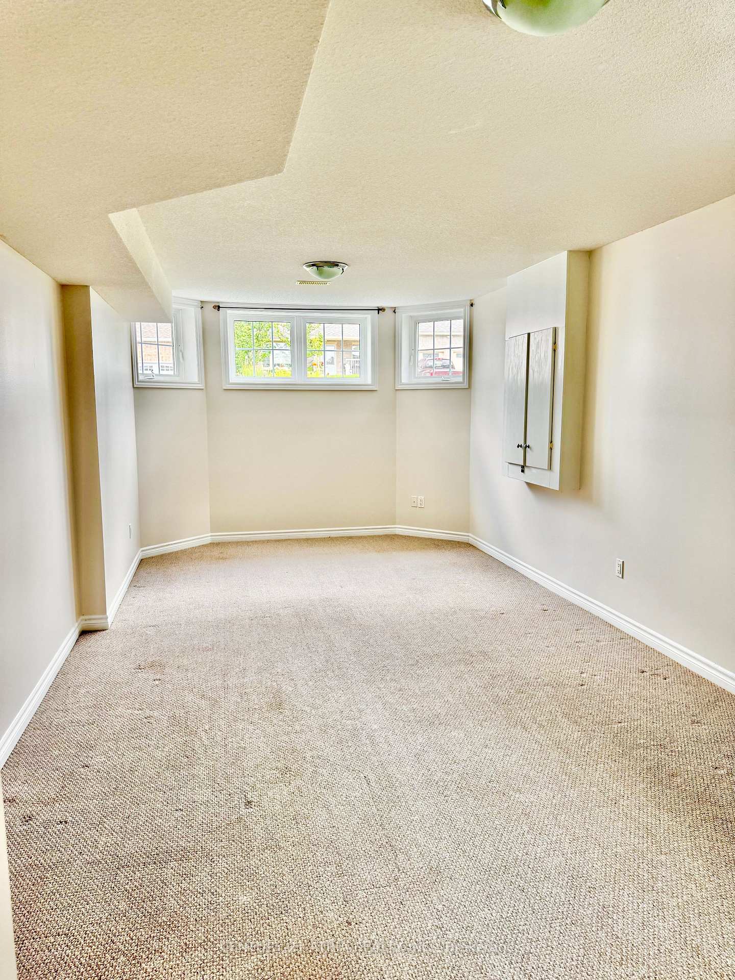 Photo 17 of 1688 Keppler Crescent, Peterborough, Monaghan Ward 2 — HOMEH