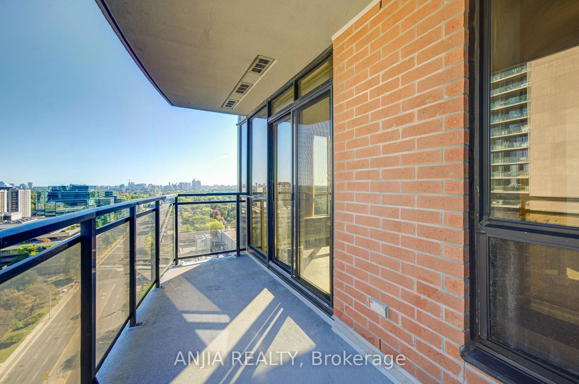Photo 40 of 33 Sheppard Avenue E, North York, Willowdale East — HOMEH