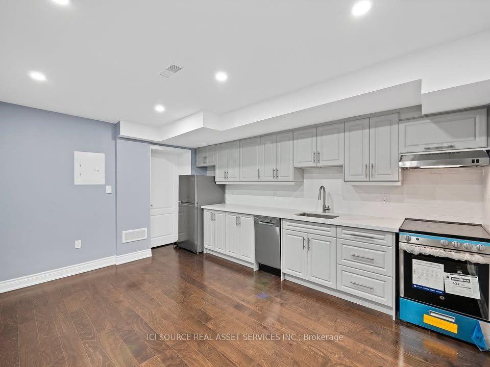 Photo 6 of Unit Unit #B, 84 Magill Street, Hamilton, Strathcona — HOMEH