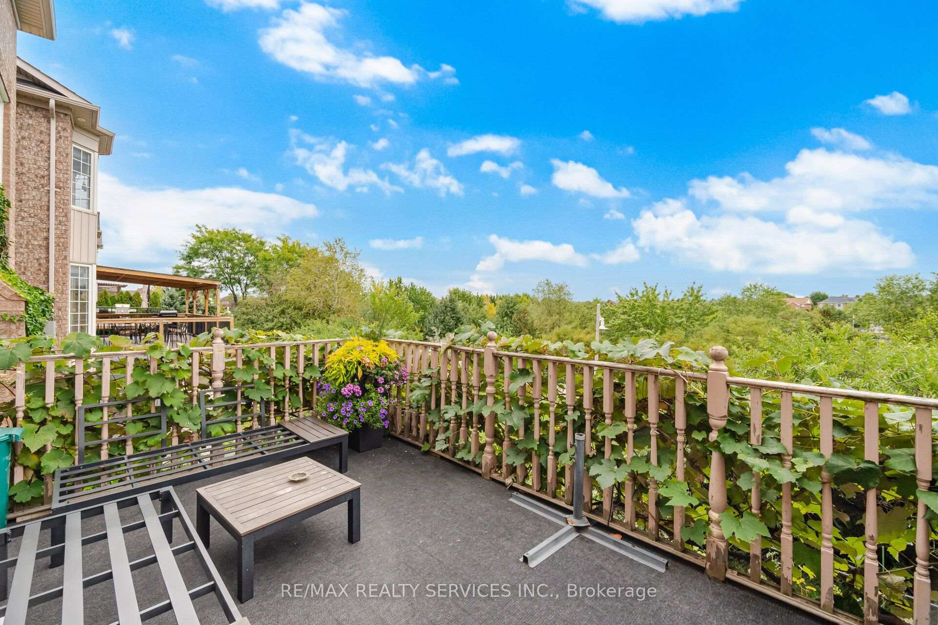 Photo 24 of 100 Southlake Boulevard, Brampton, Madoc — HOMEH