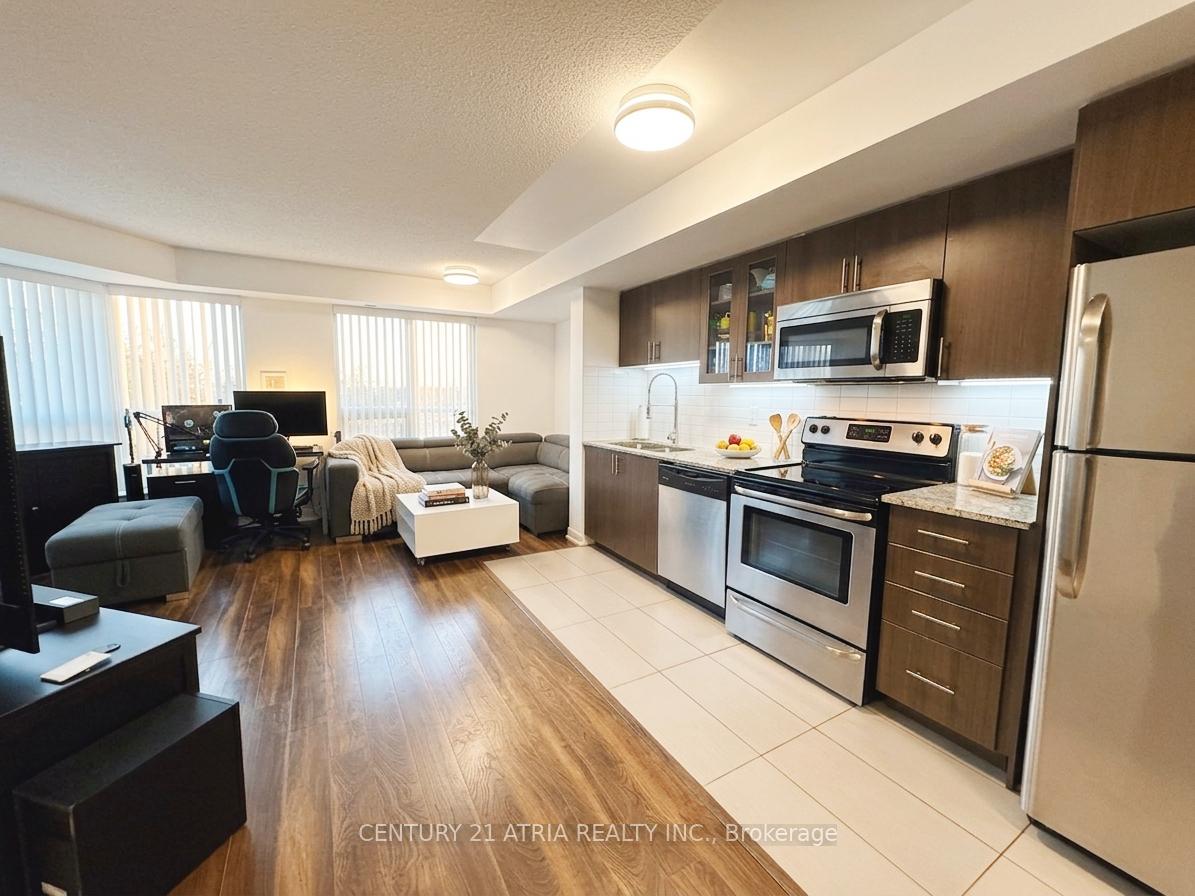 Photo 2 of Unit 310, 75 Norman Bethune Avenue, Richmond Hill, Beaver Creek Business Park — HOMEH