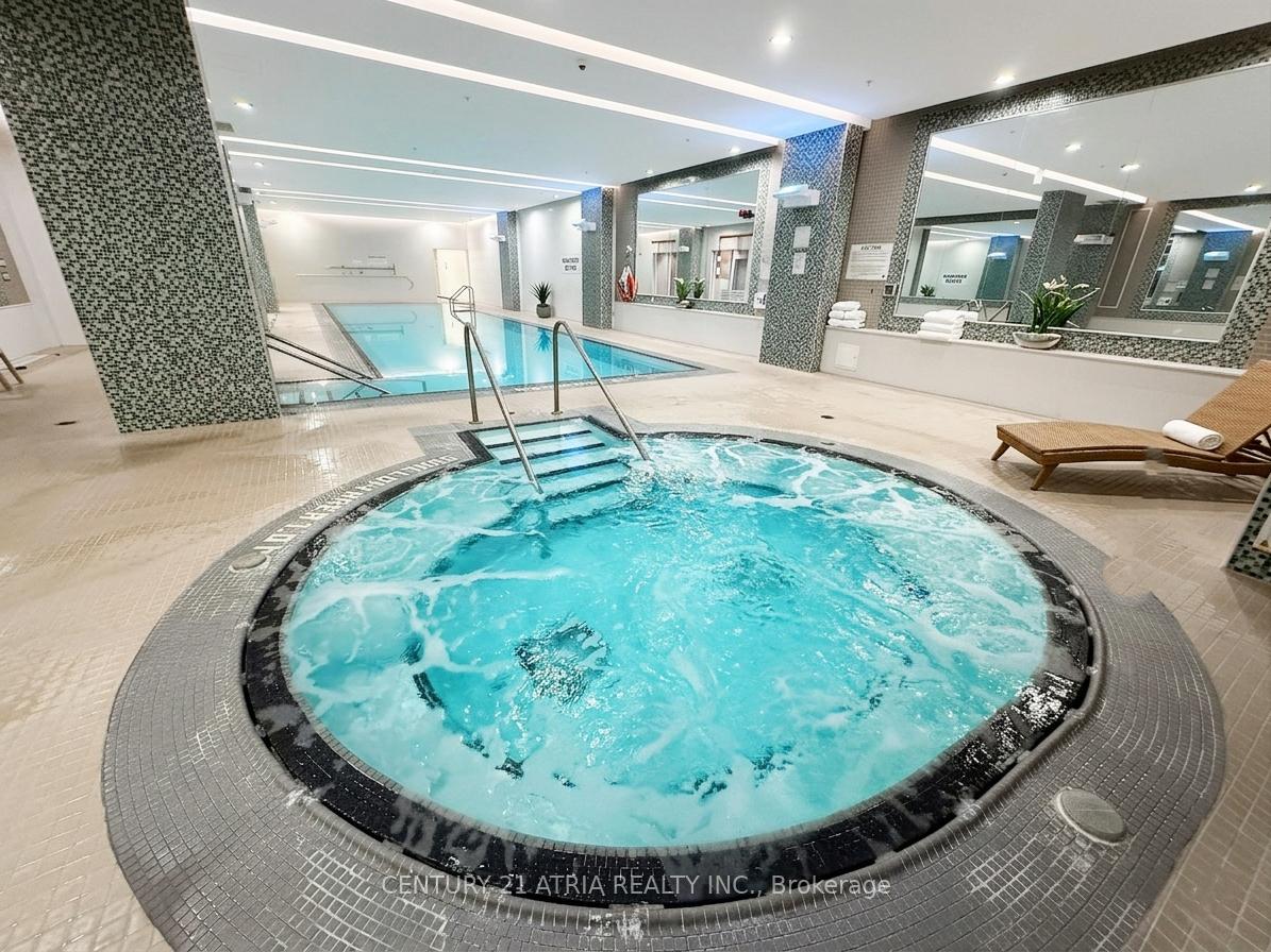 Photo 8 of Unit 310, 75 Norman Bethune Avenue, Richmond Hill, Beaver Creek Business Park — HOMEH