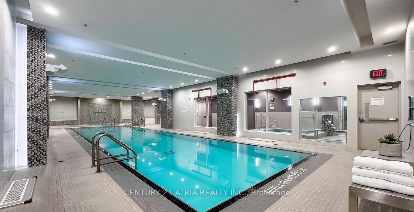 Photo 9 of Unit 310, 75 Norman Bethune Avenue, Richmond Hill, Beaver Creek Business Park — HOMEH