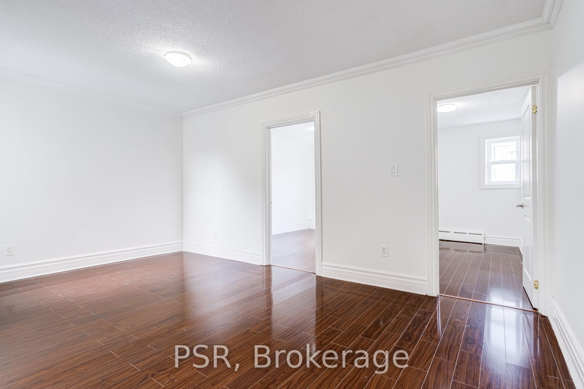 Photo 3 of Unit 2, 2 Craighurst Avenue, Toronto, Lawrence Park North — HOMEH